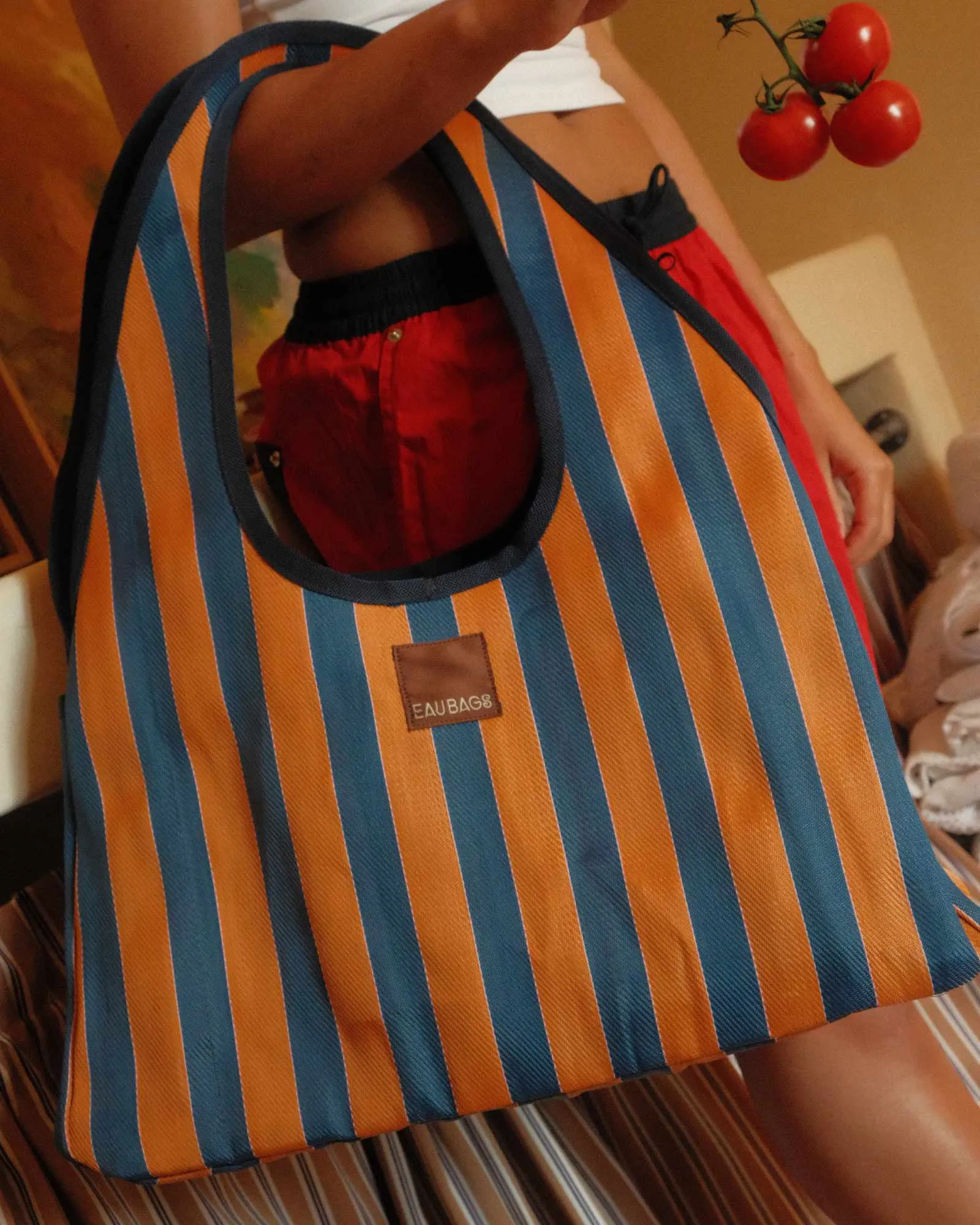 Soleil sold by EAU BAG product image thumbnail 2