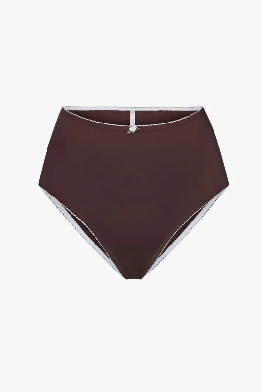 HIGH RISE UNDERWEAR IN MOCHA made by Ratboi
