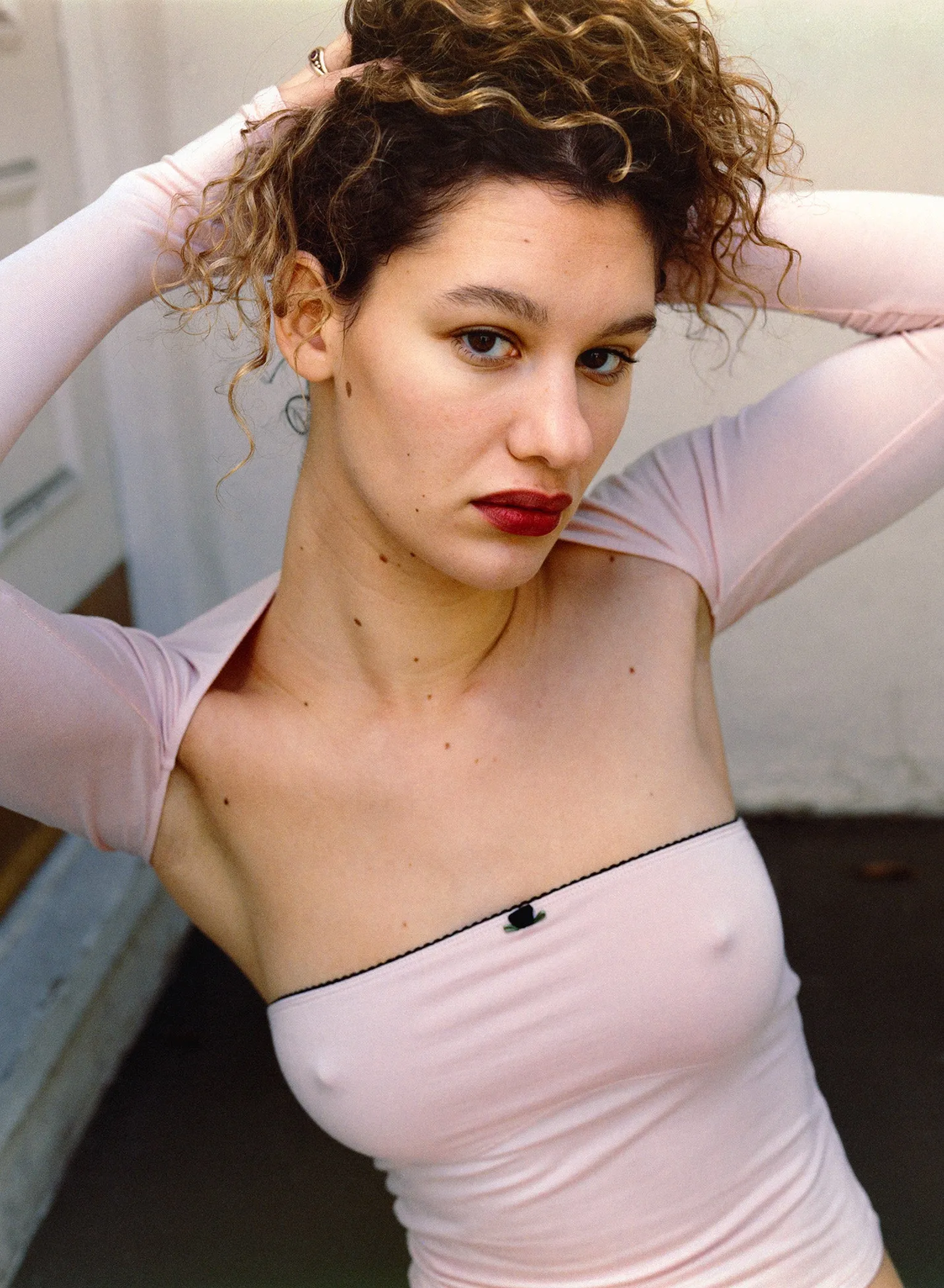 LINED CONTOUR TUBE TOP IN PETAL/ONYX sold by Ratboi product image thumbnail 3