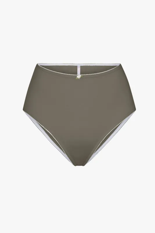 HIGH RISE UNDERWEAR IN TAUPE made by Ratboi