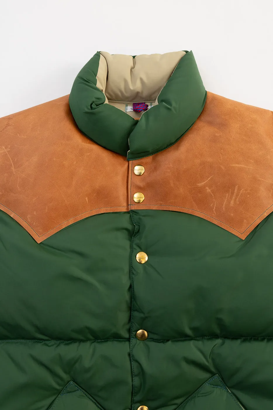 Lot 2234 - Rocky Mountain x Warehouse Nylon Down Vest - Bottle Green sold by Dant product image thumbnail 2