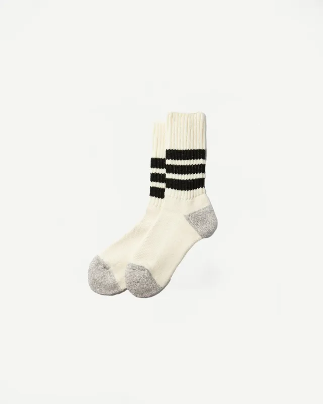 R1255 - Coarse Ribbed Old School Crew Socks - Black made by ROTOTO