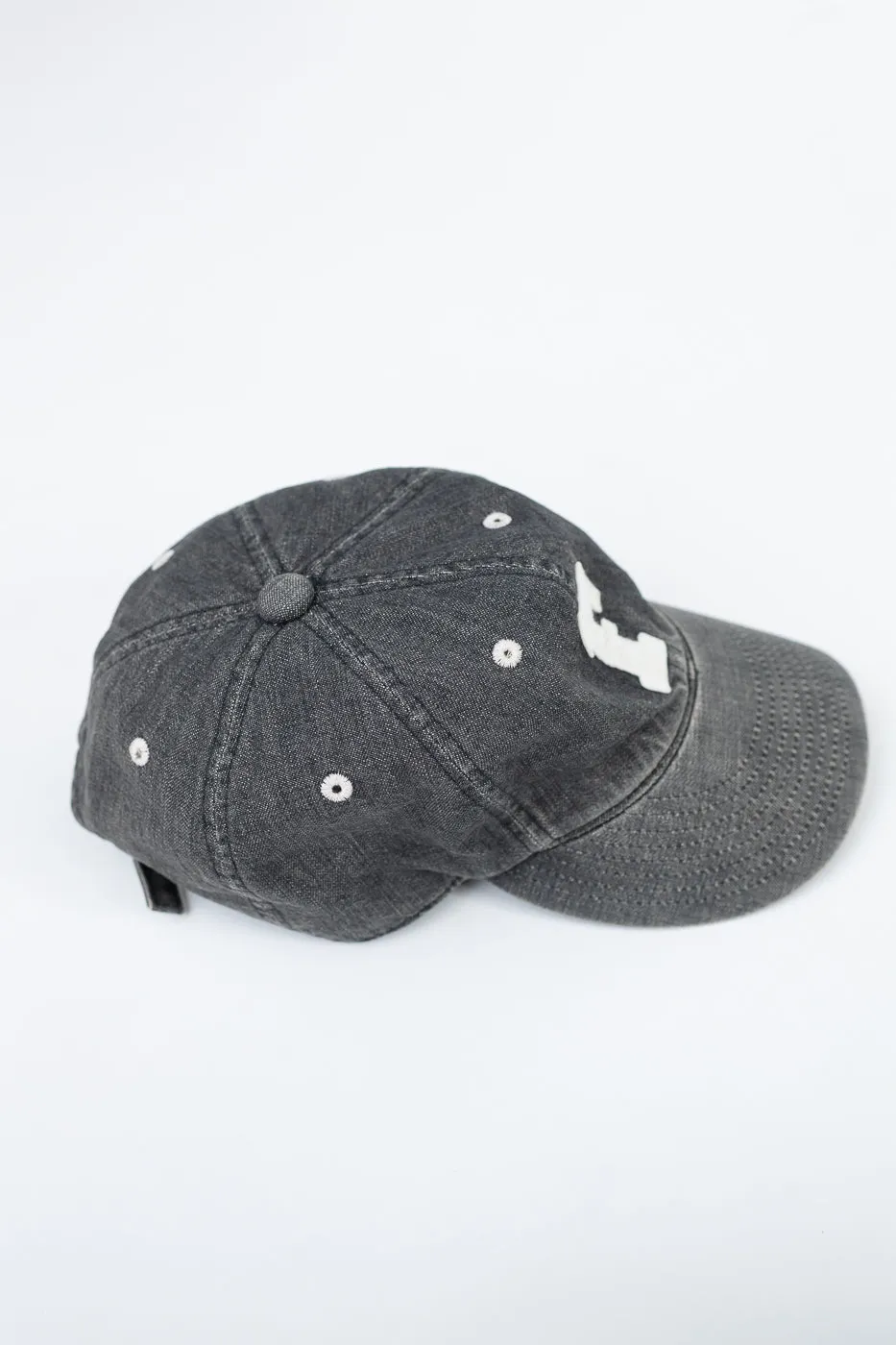 6843HW - 6 Panel Denim Baseball Cap 'F' Patch - Black Vintage Wash sold by Dant product image thumbnail 5