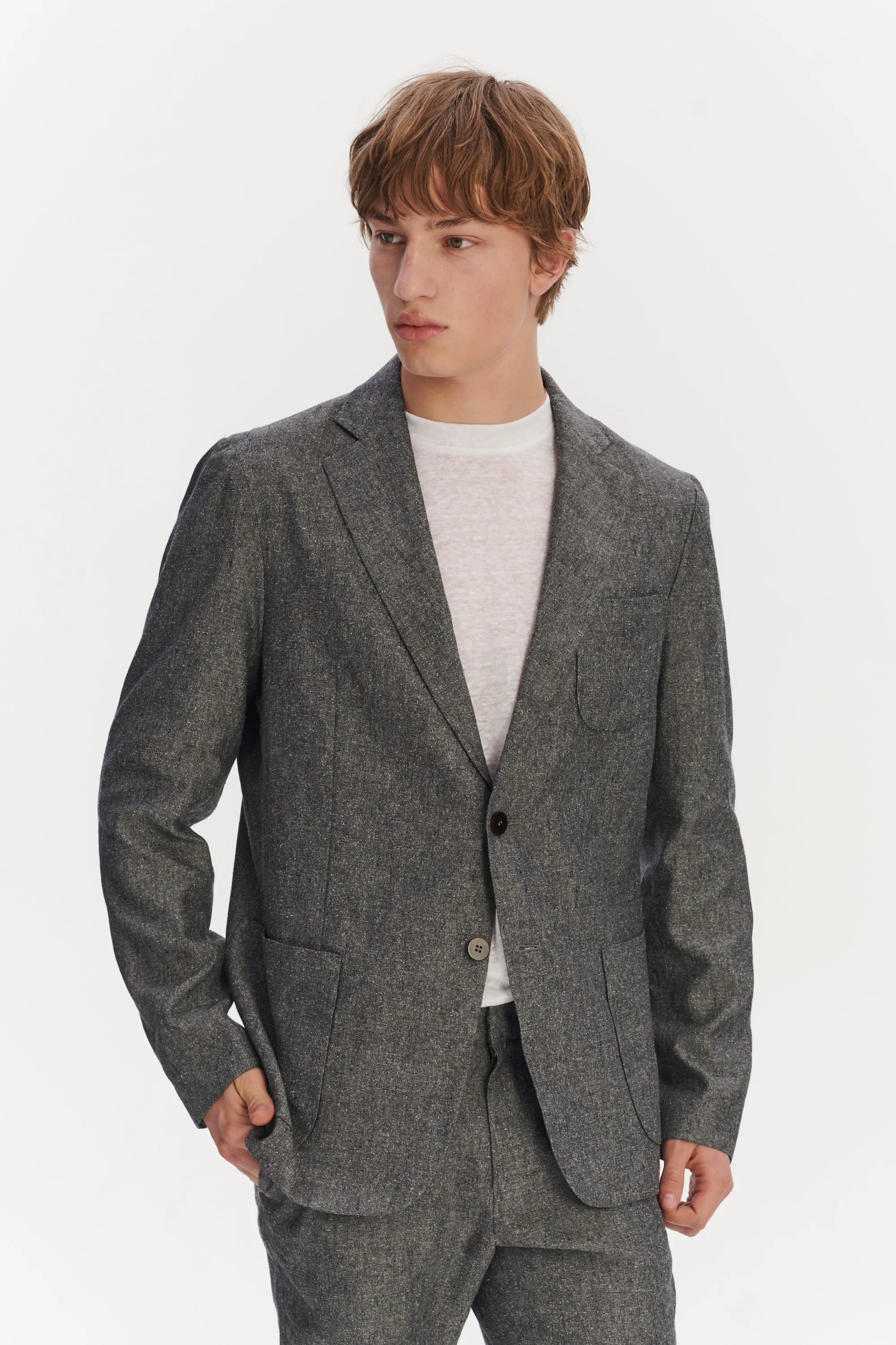 Relaxed Blazer in a Grey Blend of Italian Virgin Wool, Silk and Linen by Zignone sold by Delikatessen product image thumbnail 4