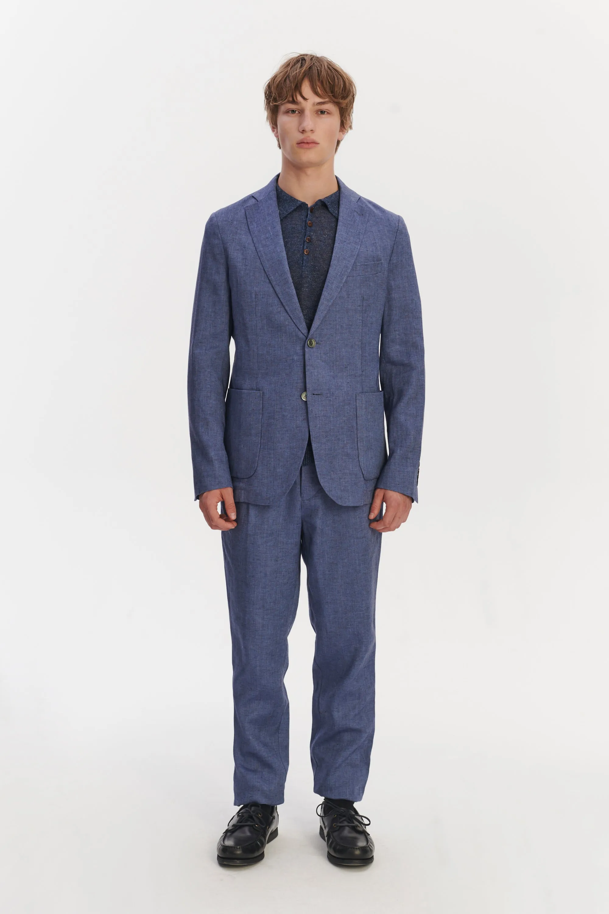 Smart Relaxed Blazer in a Natural Stretch Navy and Pilot Blue Italian Traceable Linen sold by Delikatessen