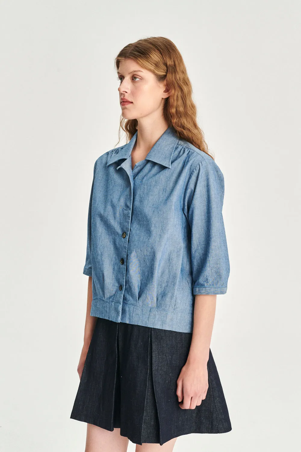 Blouse Jacket in an Indigo Dyed Mix of Italian Linen and Cotton sold by Delikatessen product image thumbnail 4