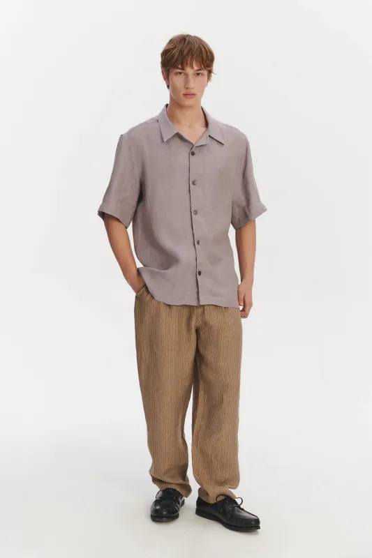 Cuban Collar Shirt in a Lavender Structured Italian Oxford Linen sold by Delikatessen