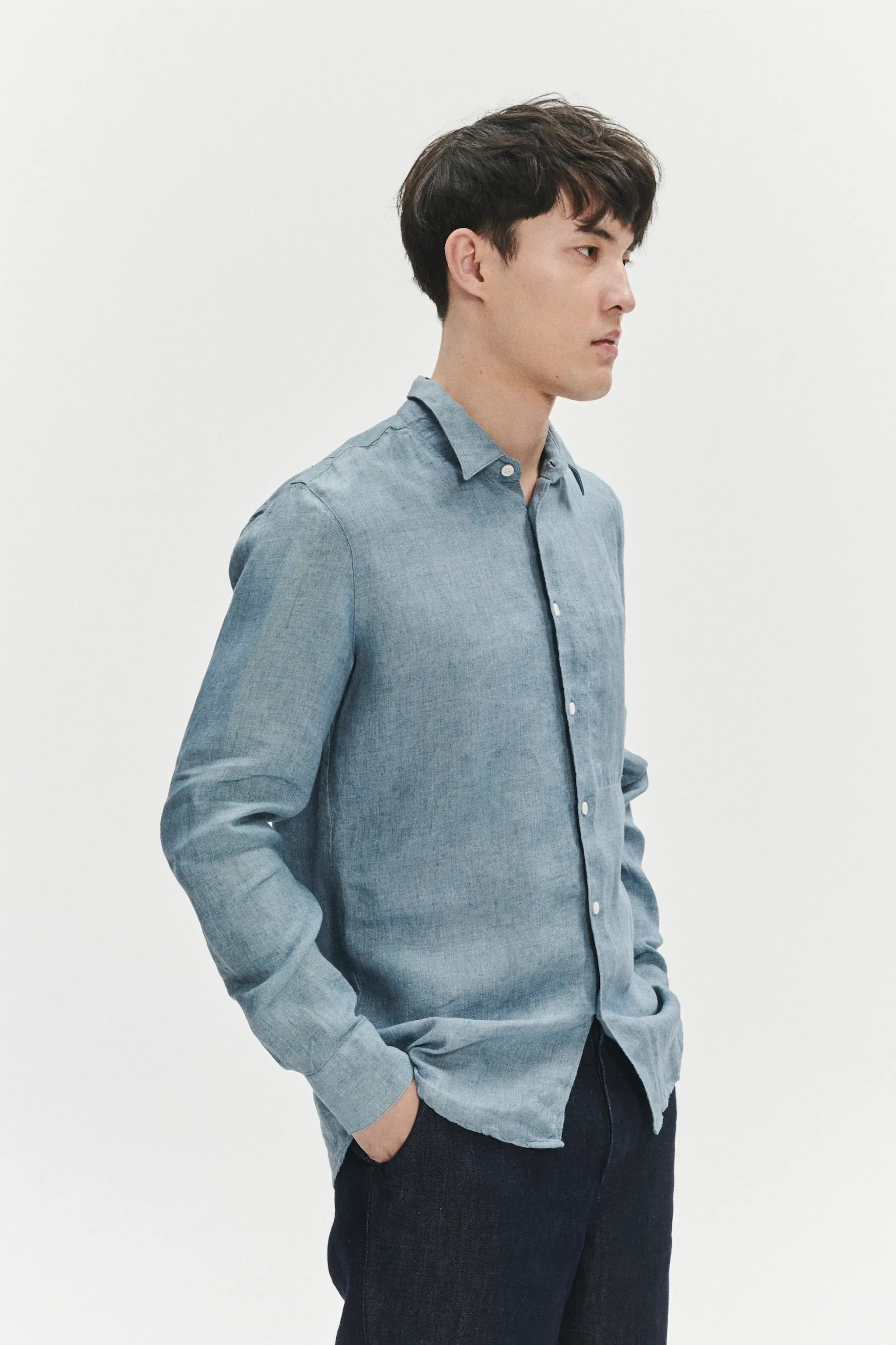 Feel Good Shirt in a Steel Blue Rich Structured Italian Oxford Linen sold by Delikatessen product image thumbnail 5