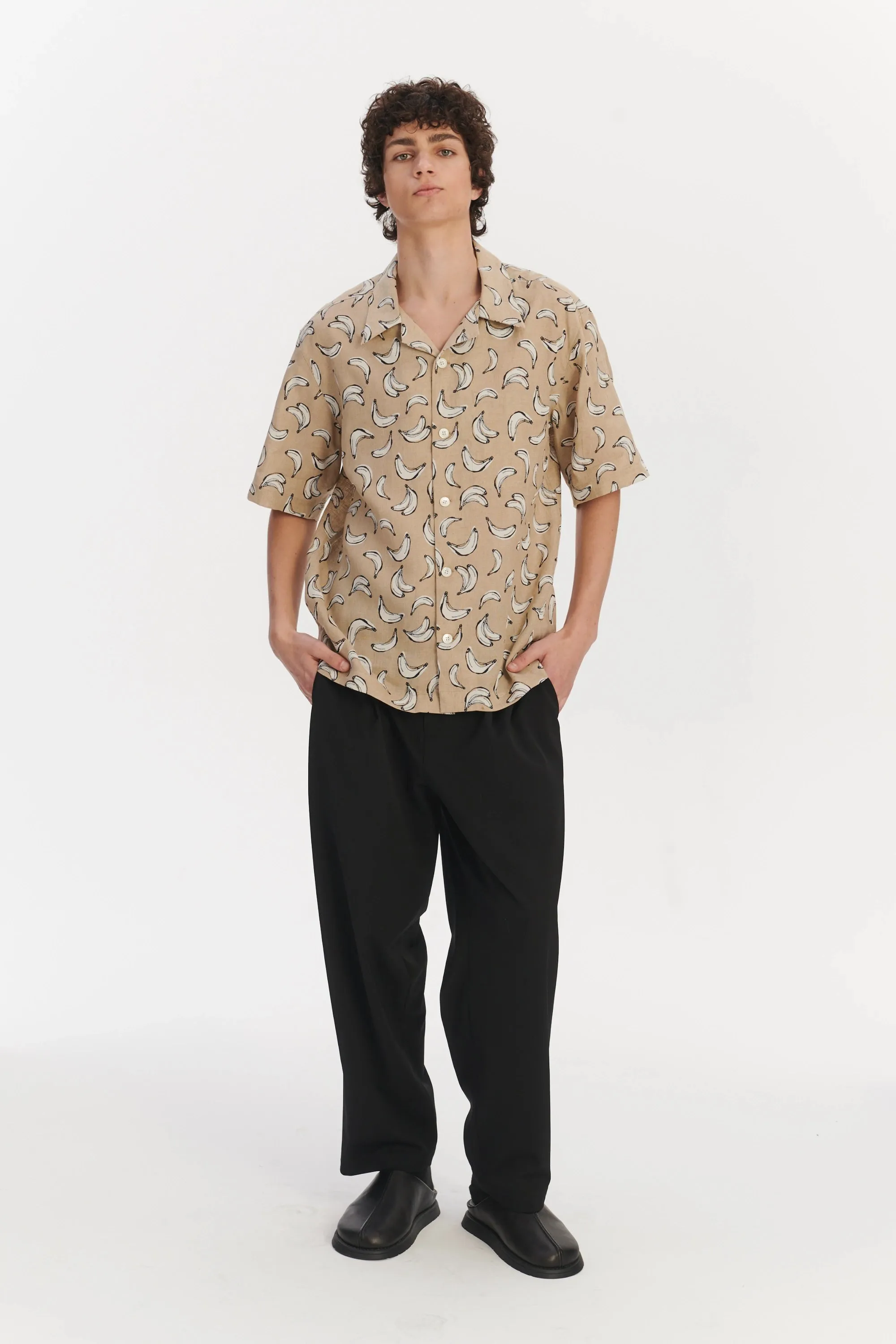 Short Sleeve Relaxed Cuban Collar Shirt in a Beige, White and Black Fine Italian Linen sold by Delikatessen product image thumbnail 3