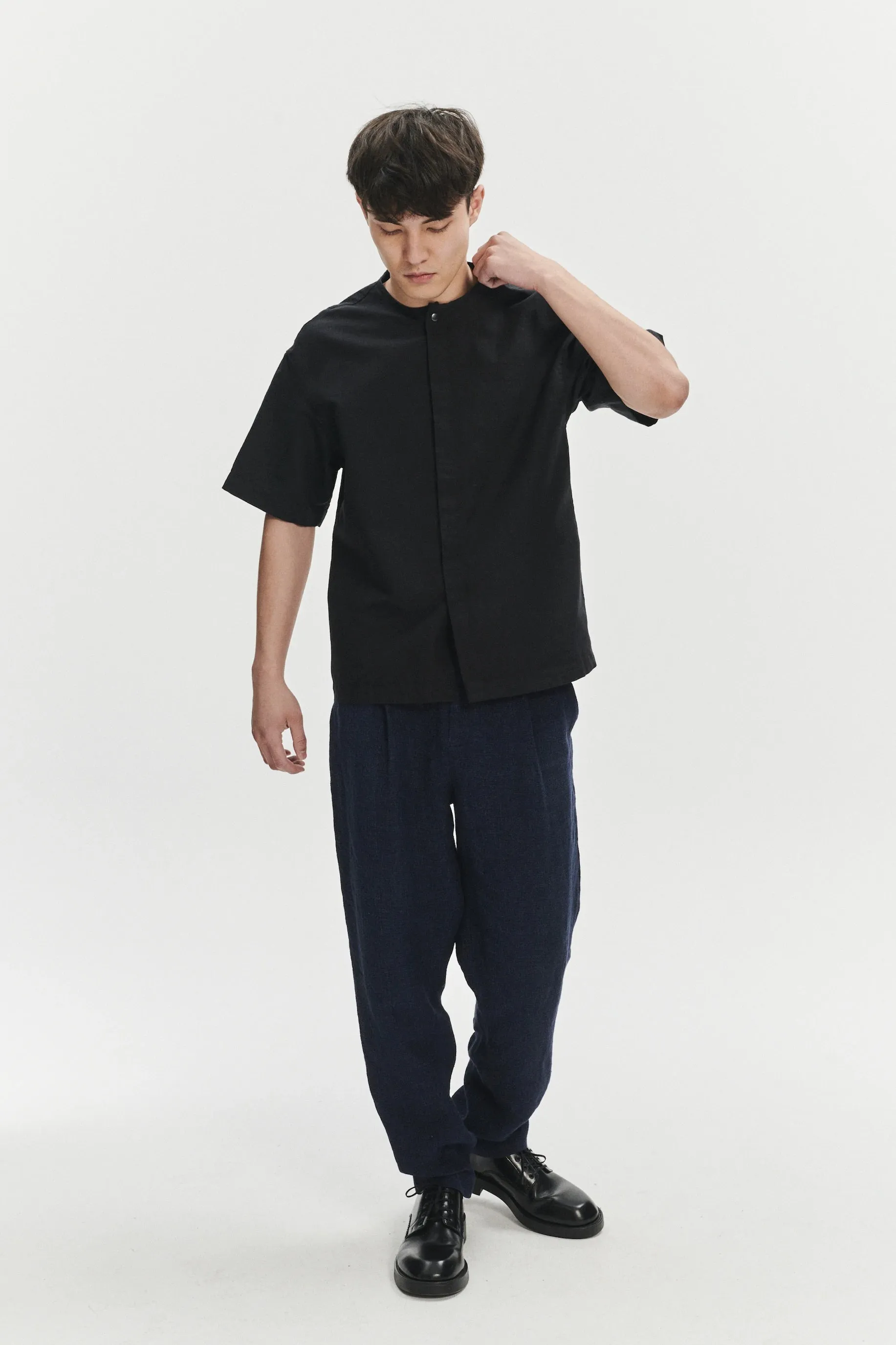 Short Sleeve Minimal Shirt in a Black Fine Portuguese Cotton and Linen sold by Delikatessen product image thumbnail 4