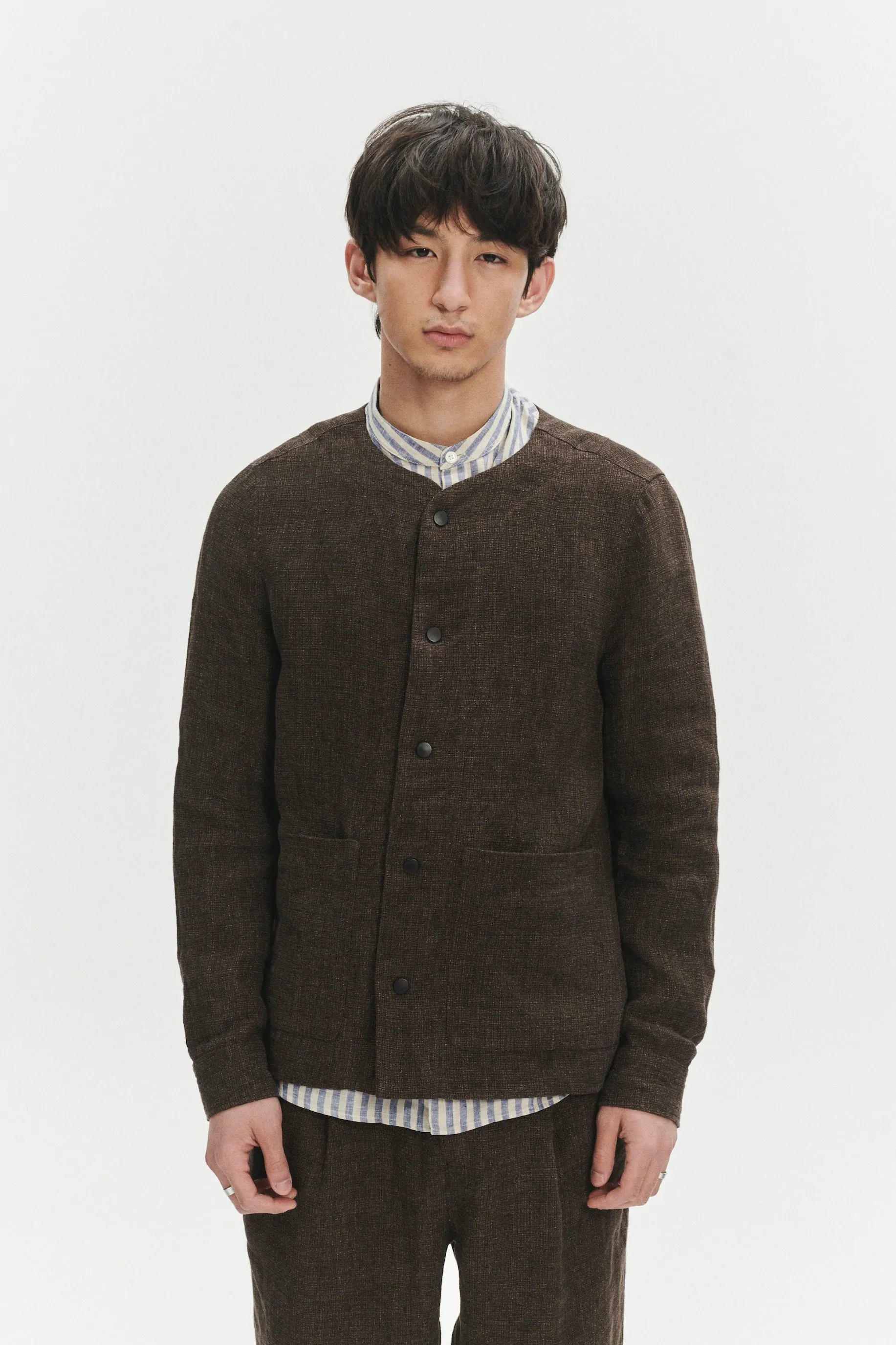 Round Collar Jacket in a Brown Fluid and Structured Italian Linen Crepe sold by Delikatessen product image thumbnail 3