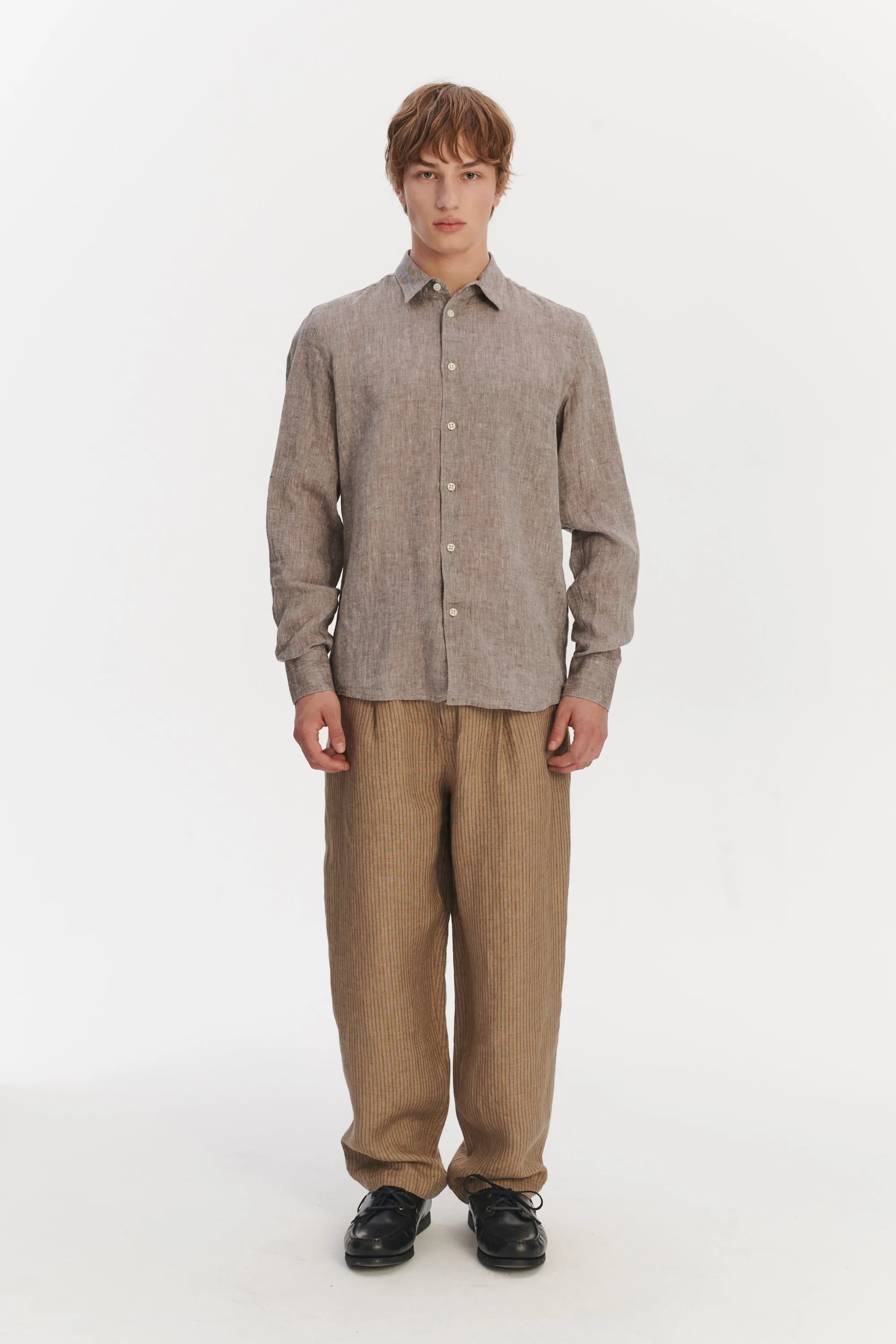 Feel Good Shirt in a Very Soft Beige Brown Bohemian Linen sold by Delikatessen