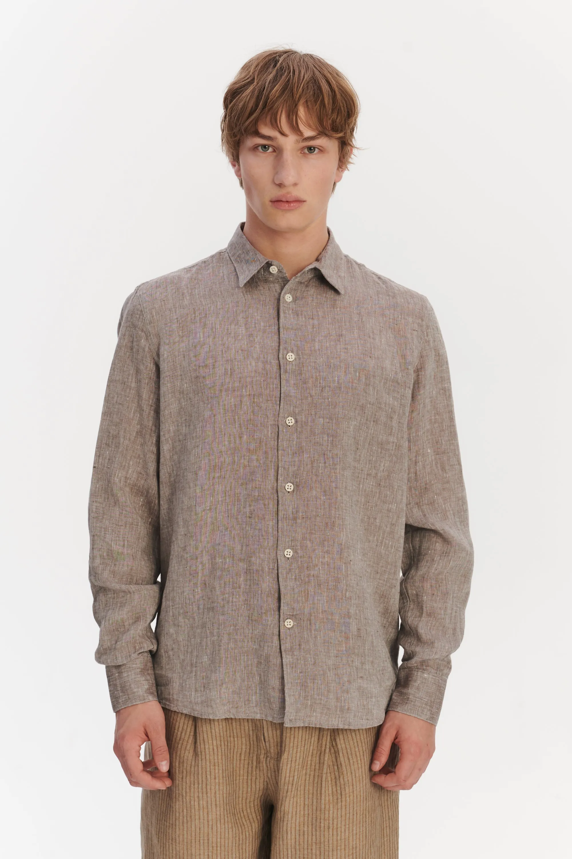 Feel Good Shirt in a Very Soft Beige Brown Bohemian Linen sold by Delikatessen product image thumbnail 2