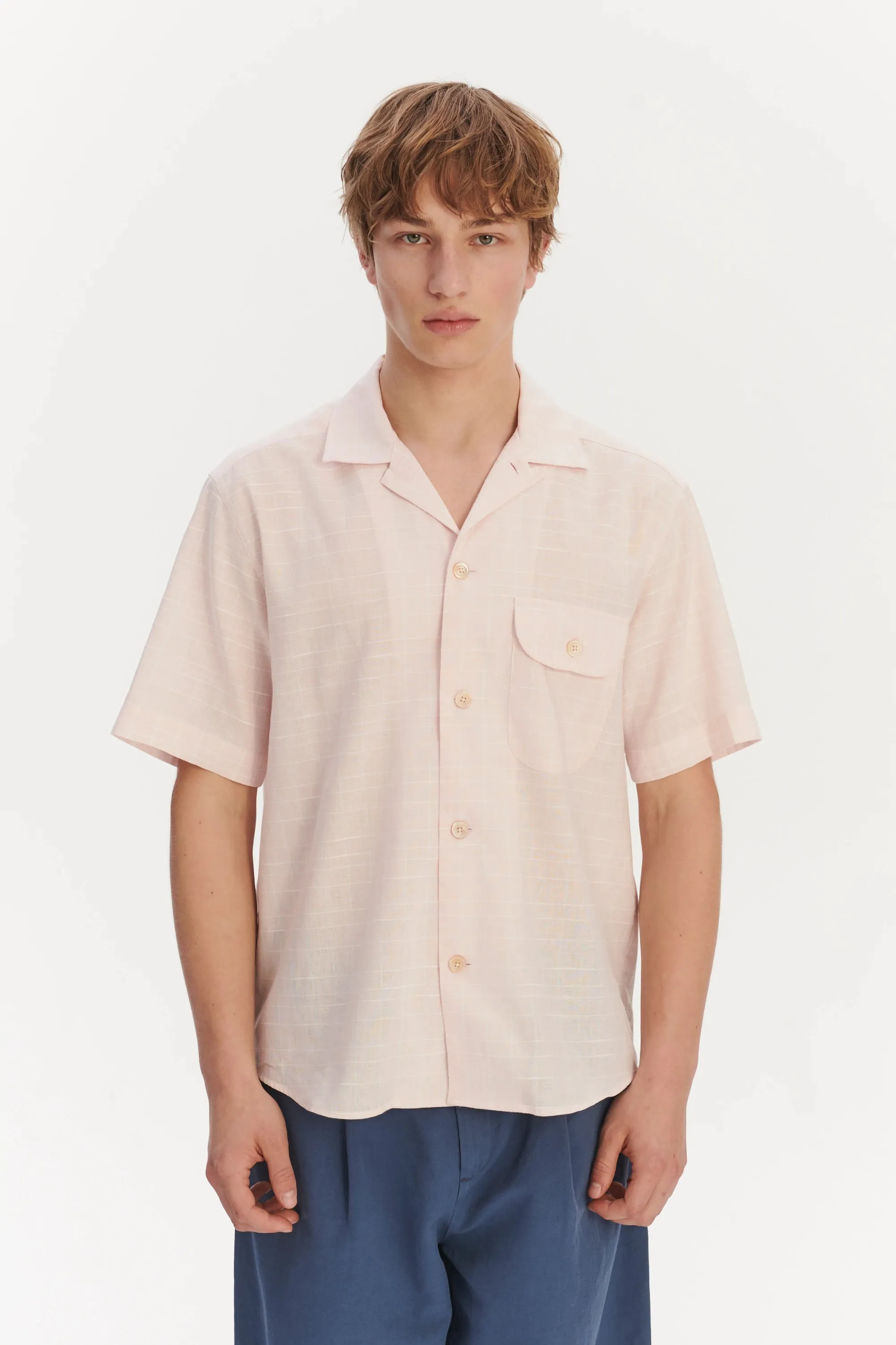 Short Sleeve Camp Collar Shirt in a Subtle Pink Mix of Portuguese Cotton, Linen and Pineapple sold by Delikatessen product image thumbnail 4