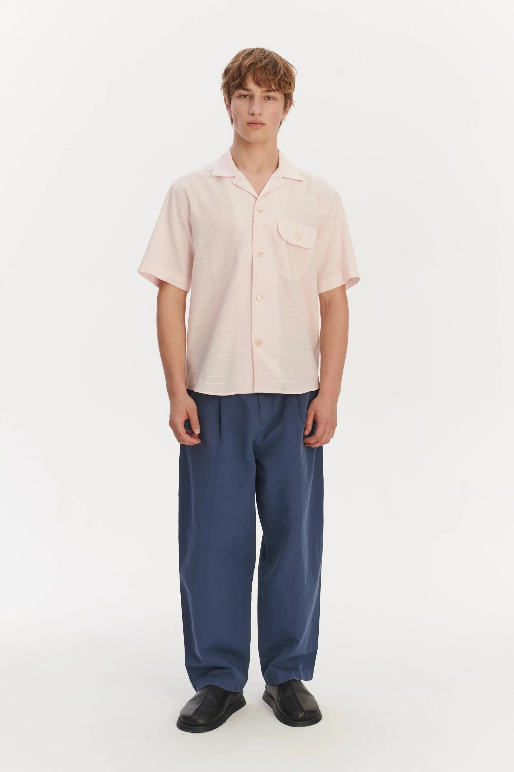 Short Sleeve Camp Collar Shirt in a Subtle Pink Mix of Portuguese Cotton, Linen and Pineapple sold by Delikatessen