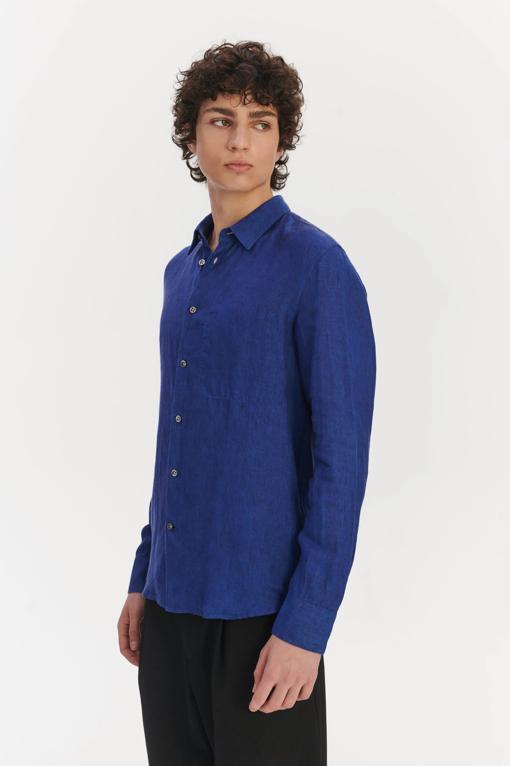 Feel Good Shirt in a Soft and Airy Cobalt Blue Italian Linen sold by Delikatessen product image thumbnail 4