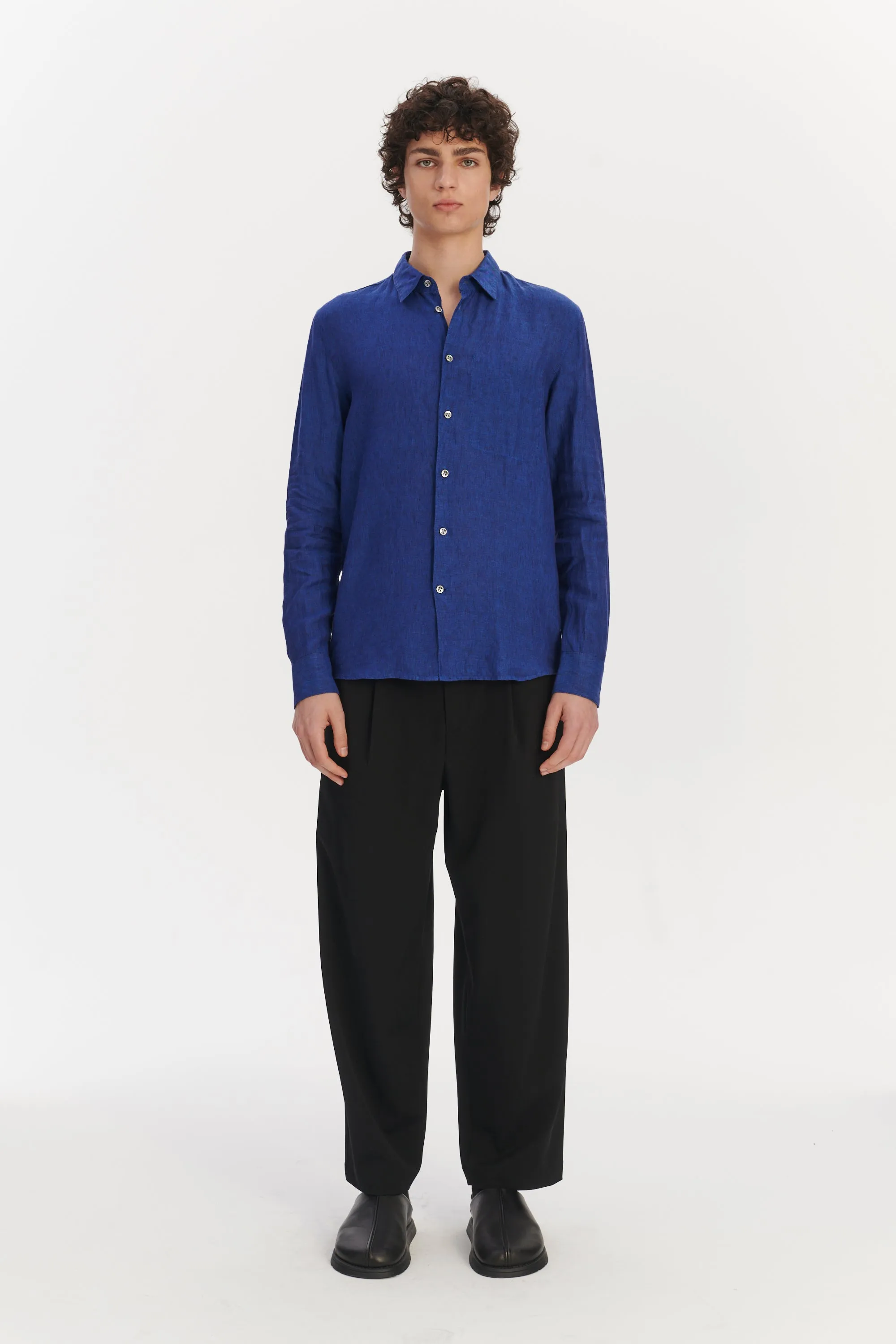 Feel Good Shirt in a Soft and Airy Cobalt Blue Italian Linen sold by Delikatessen