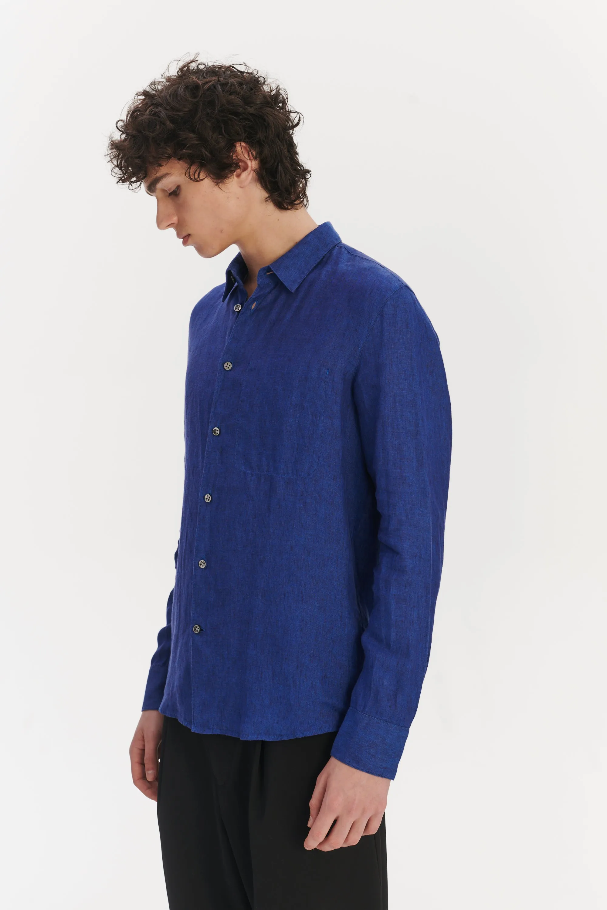 Feel Good Shirt in a Soft and Airy Cobalt Blue Italian Linen sold by Delikatessen product image thumbnail 5