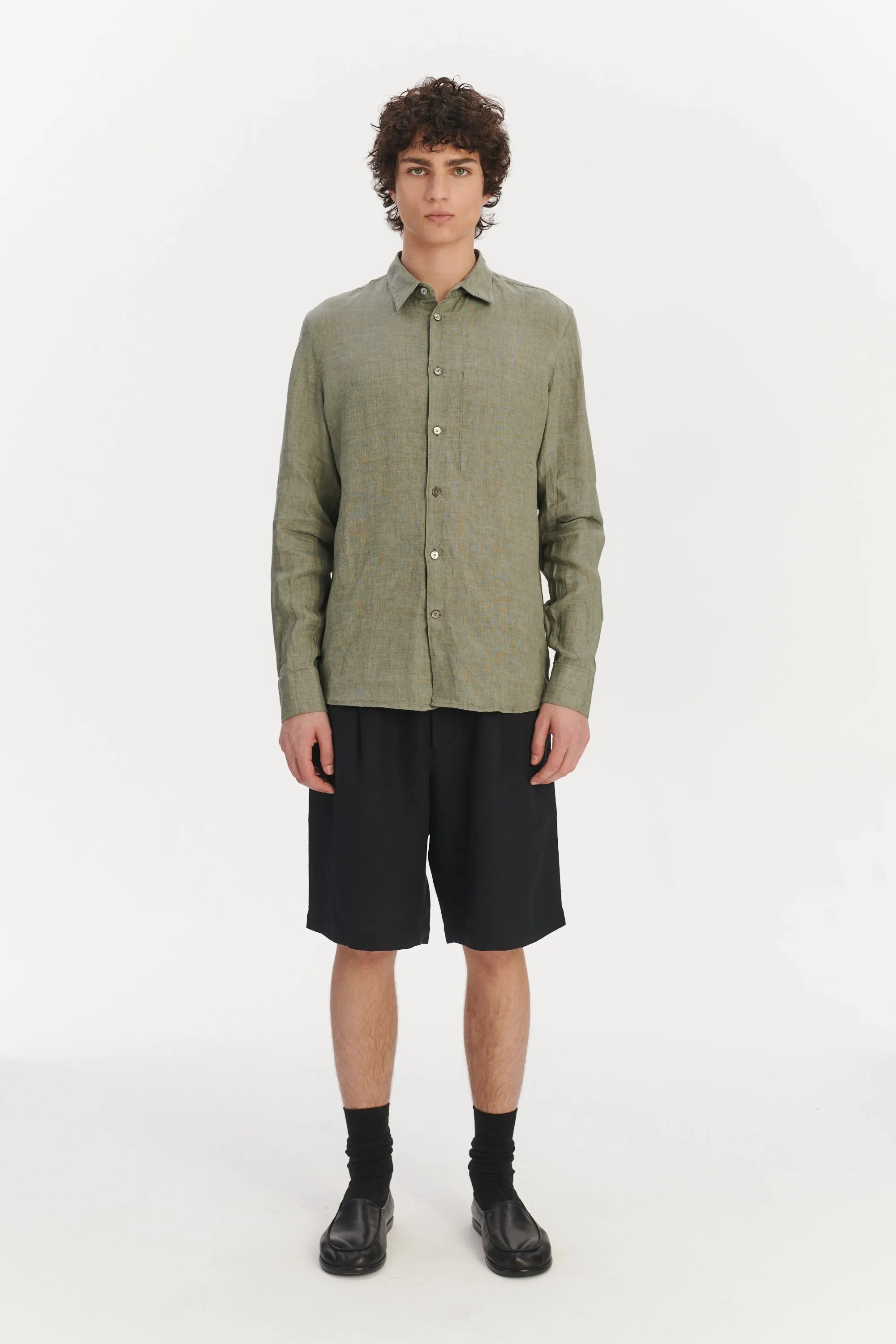 Feel Good Shirt in a Green Structured Italian Oxford Linen sold by Delikatessen product image thumbnail 3