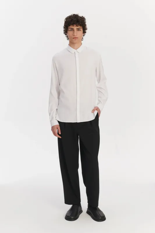 Cute Shirt in a White Very Soft Italian Lyocell and Cotton sold by Delikatessen