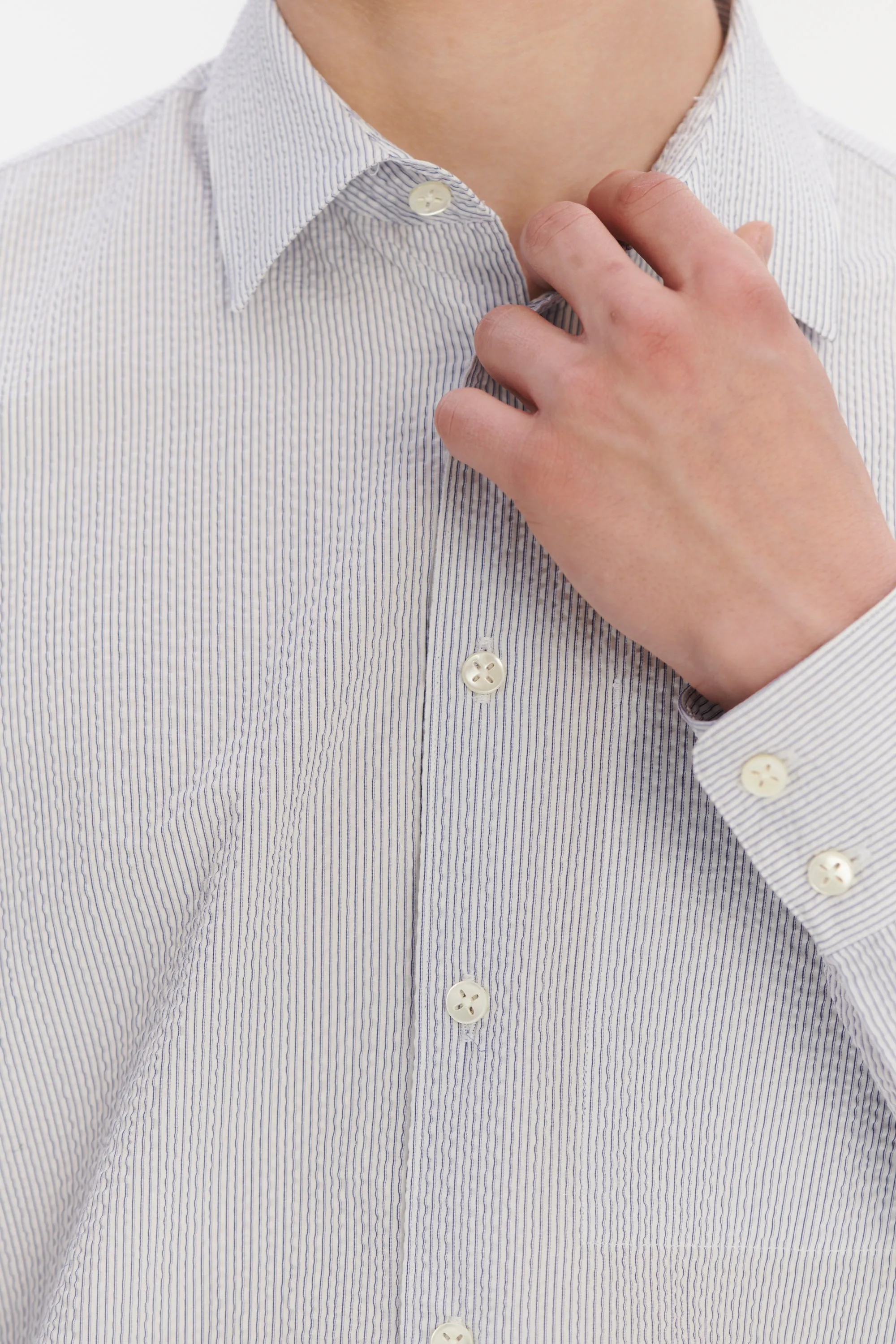 Feel Good Shirt in the Finest Italian Subtle Blue and White Cotton Seersucker by Albini sold by Delikatessen product image thumbnail 2