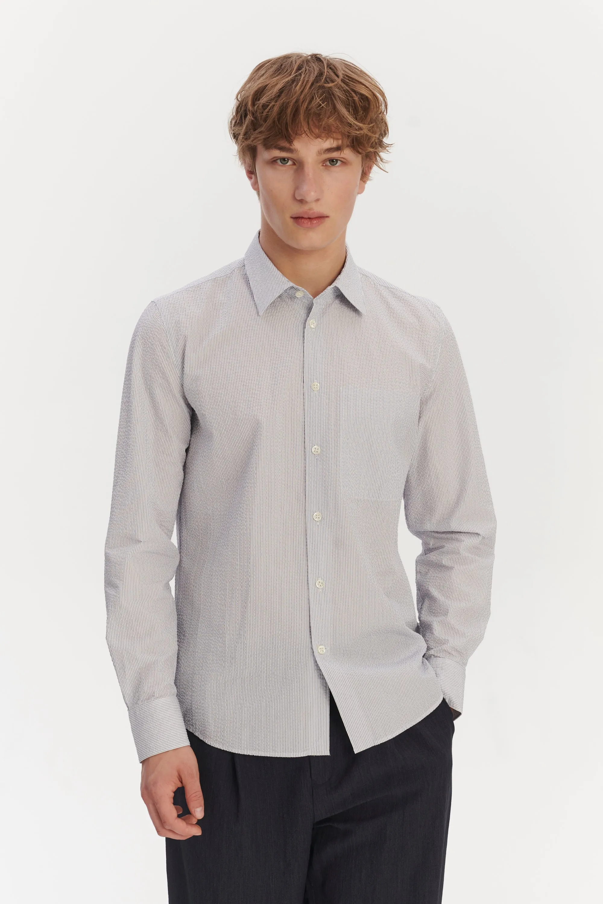 Feel Good Shirt in the Finest Italian Subtle Blue and White Cotton Seersucker by Albini sold by Delikatessen product image thumbnail 5