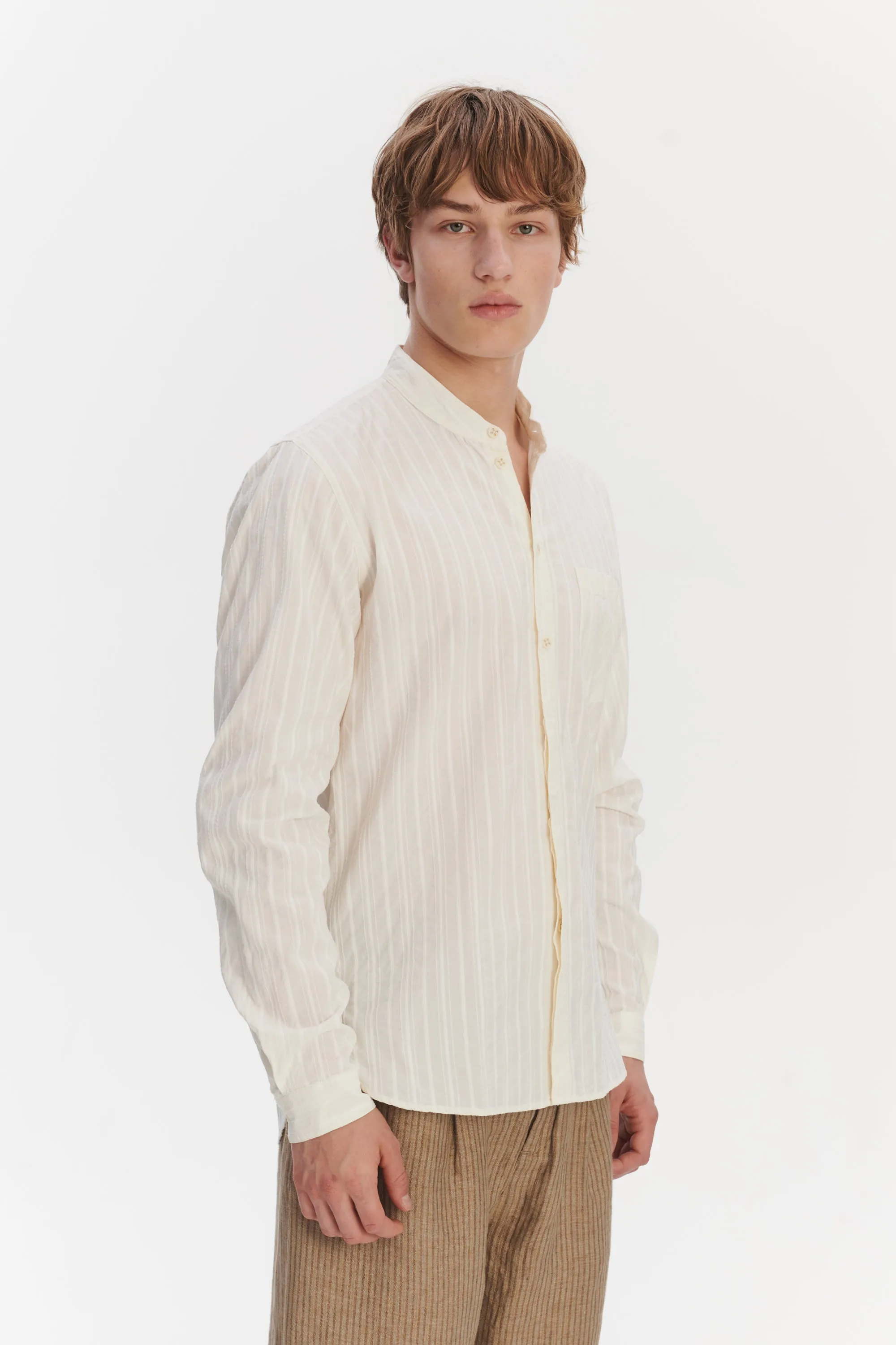 Zen Shirt in an Off-White Structural Tonal Striped Italian Cotton sold by Delikatessen product image thumbnail 5