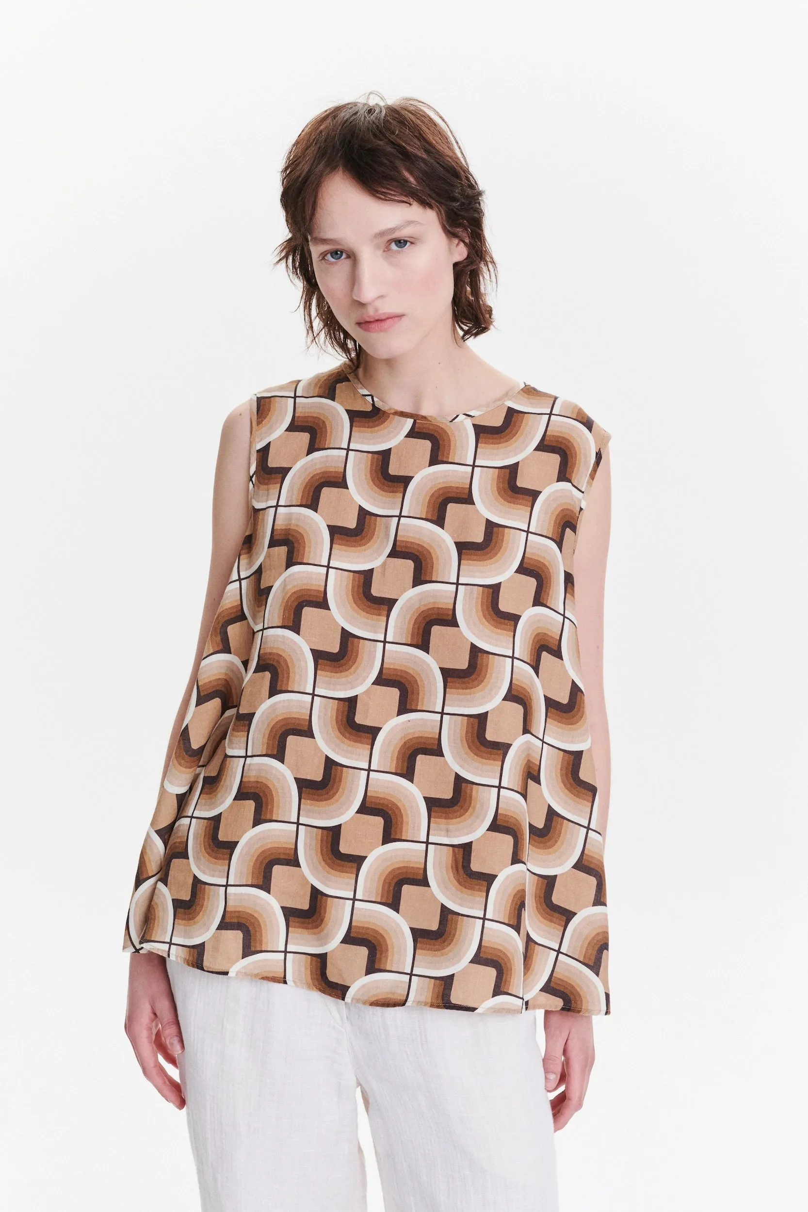 A-Shape Top in an Early 60s Printed Fine Italian Linen sold by Delikatessen product image thumbnail 4