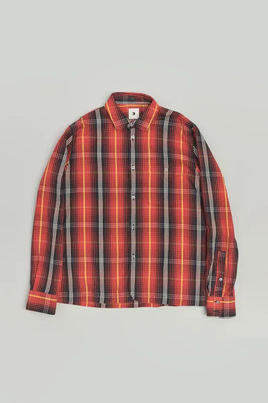 Strong Shirt in a Red Chequered Italian Twill Cotton Last Restock sold by Delikatessen