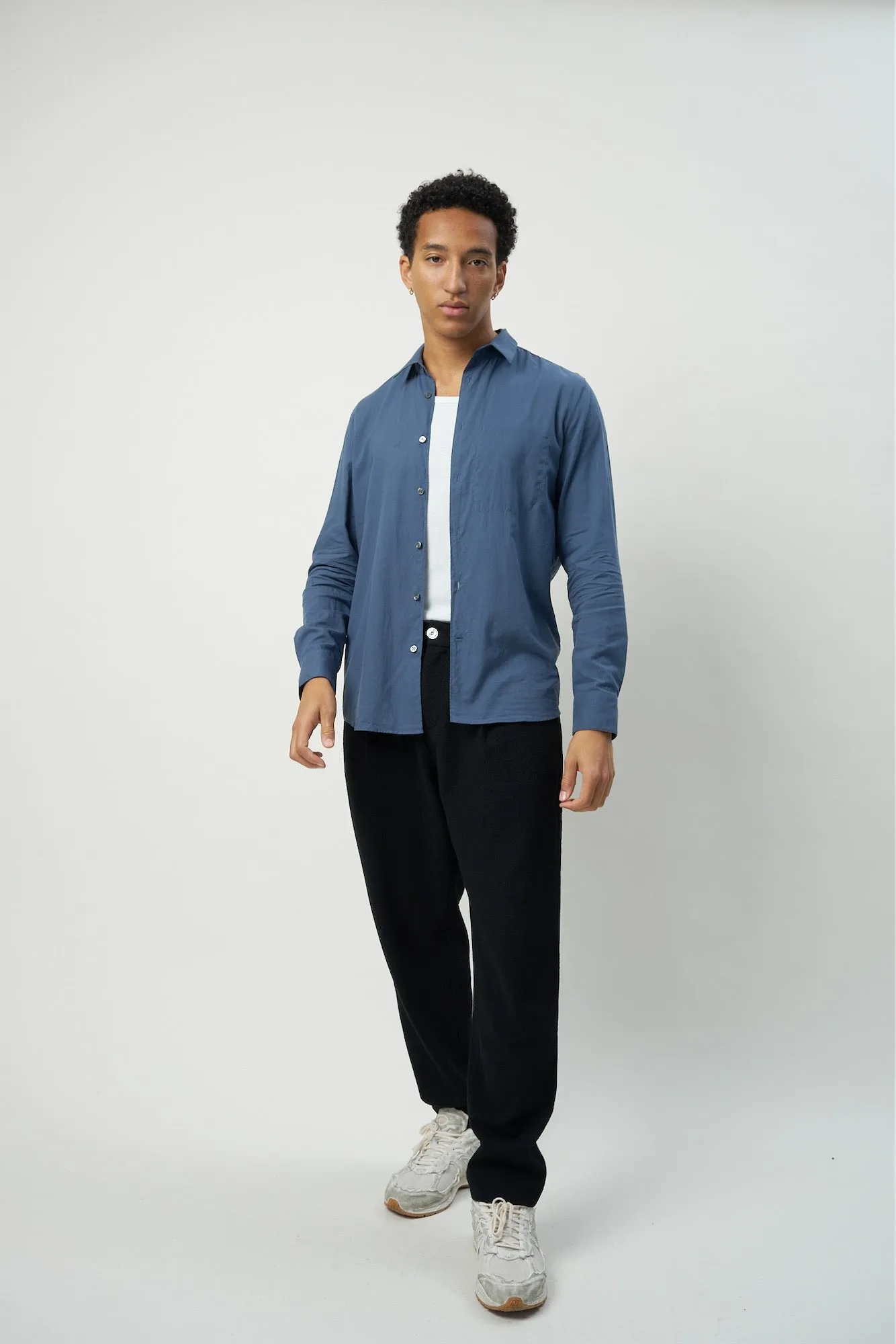 Feel Good Shirt in a Denim Blue Soft Exceptional Egyptian Nile Delta Giza 87 Italian Cotton sold by Delikatessen product image thumbnail 5