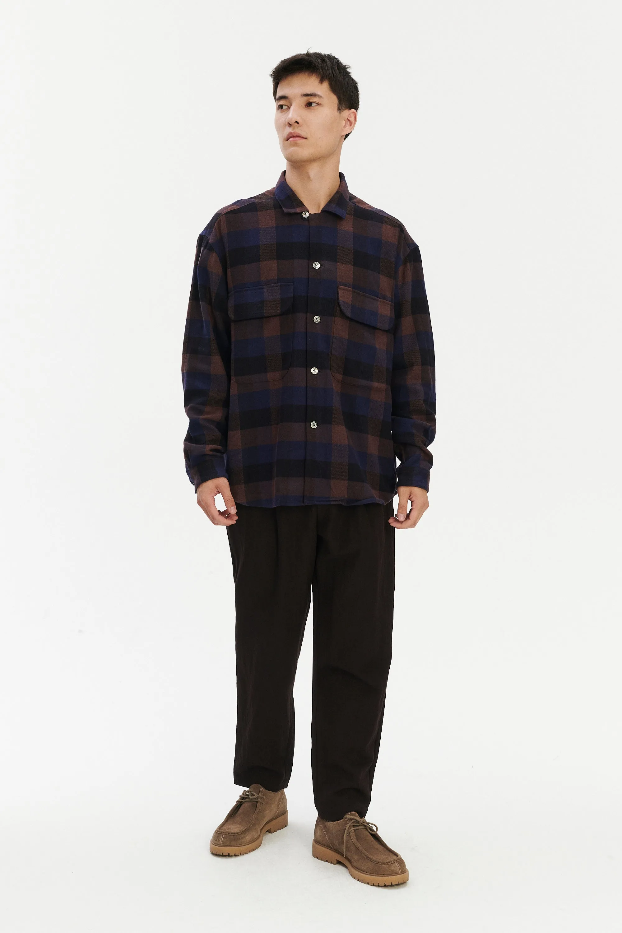 Relaxed Oversized Leisure Shirt in Italian Mix of Cotton and Tencel sold by Delikatessen product image thumbnail 3