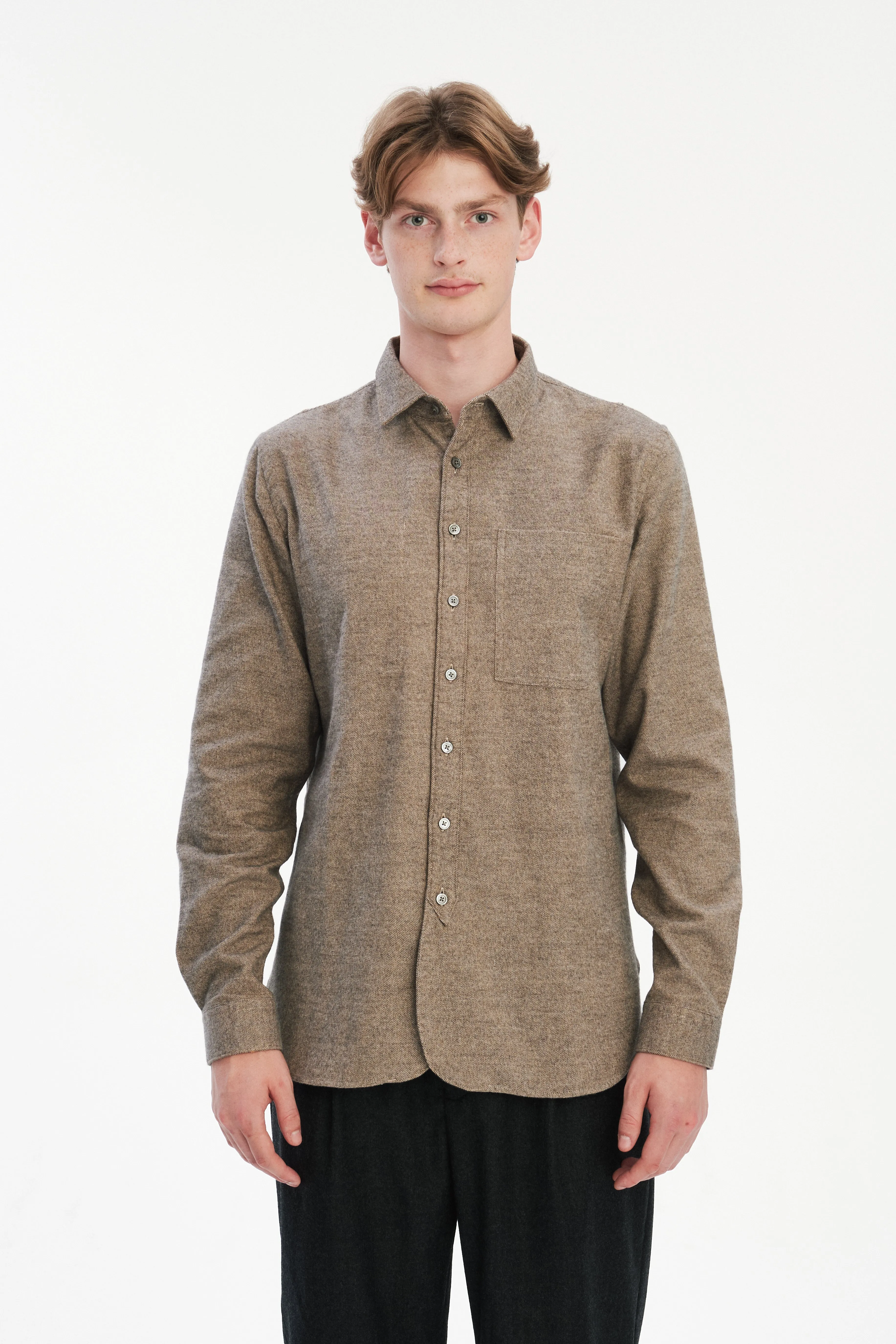 Farmer Shirt in a Fine Portuguese Brushed Flannel sold by Delikatessen product image thumbnail 2