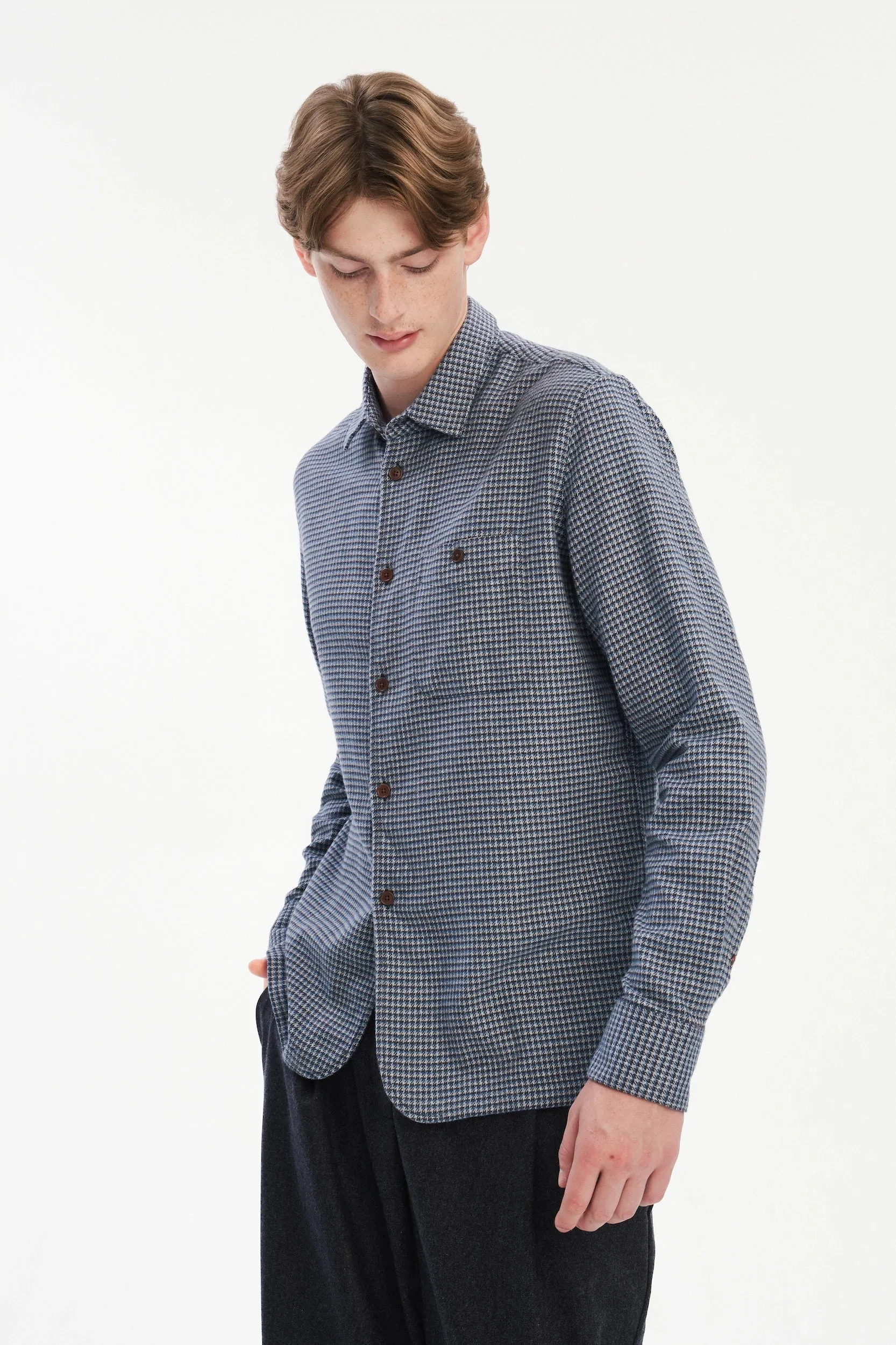 Strong Shirt in a Navy Blue Portuguese Cotton Flannel sold by Delikatessen product image thumbnail 5