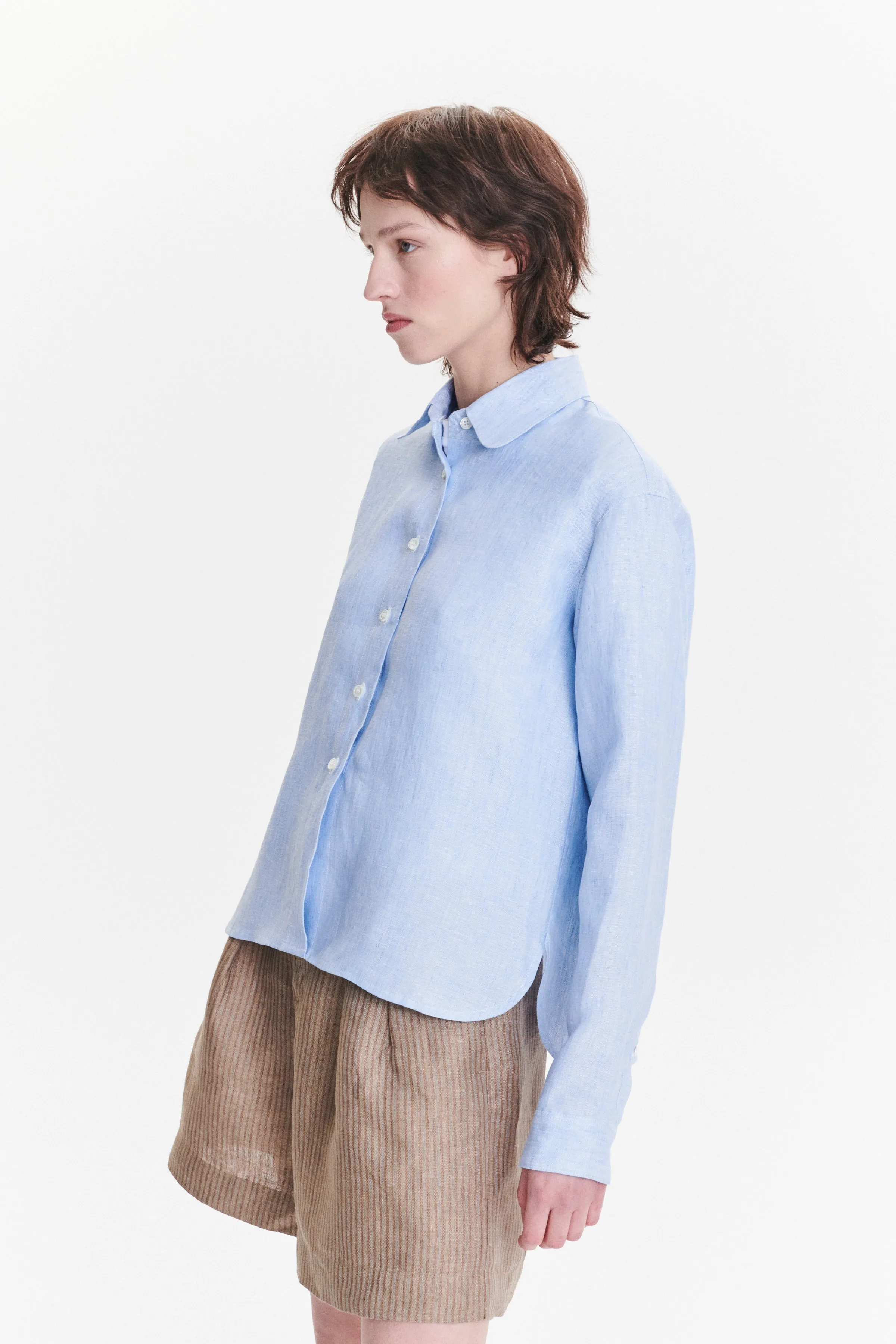 Relaxed Blouse in a Blue Soft Cotton Lyocell Flannel sold by Delikatessen product image thumbnail 5