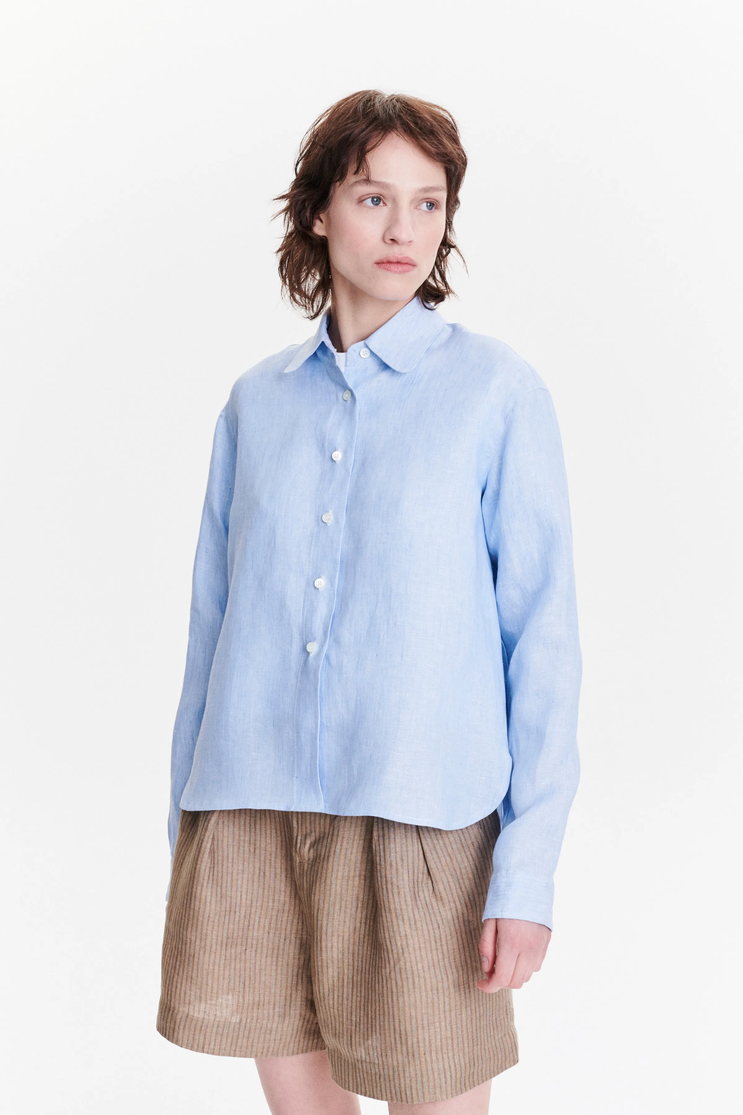 Relaxed Blouse in a Blue Soft Cotton Lyocell Flannel sold by Delikatessen product image thumbnail 4