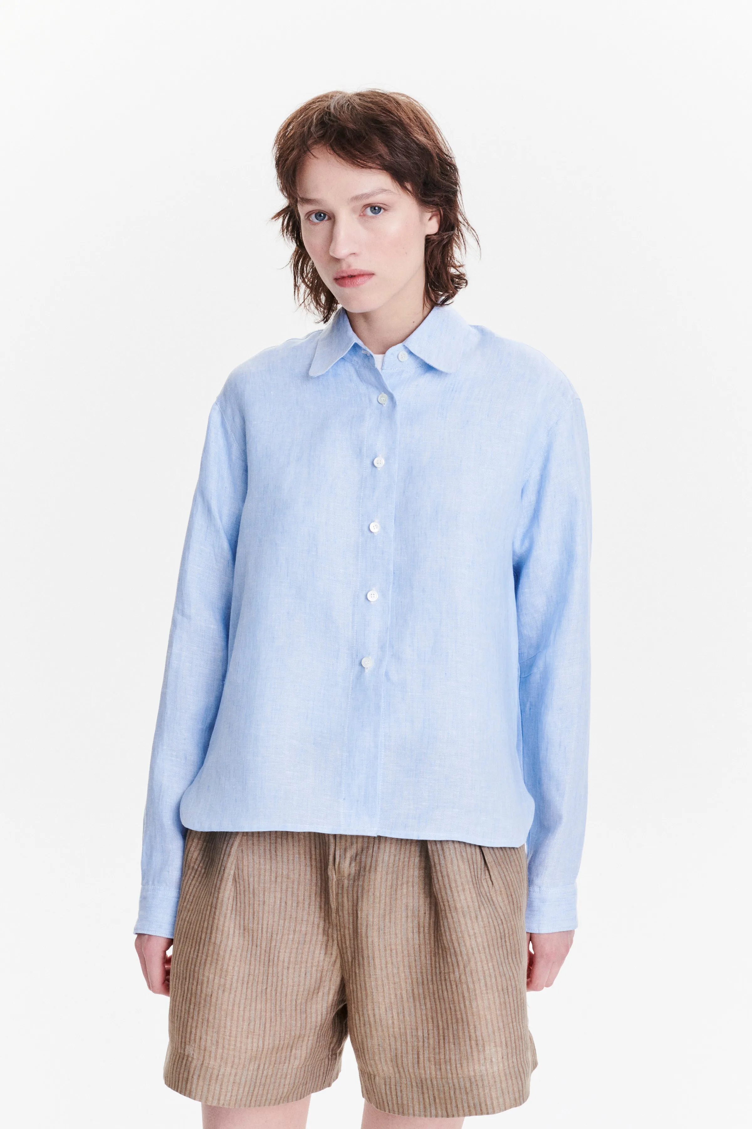 Relaxed Blouse in a Blue Soft Cotton Lyocell Flannel sold by Delikatessen product image thumbnail 2