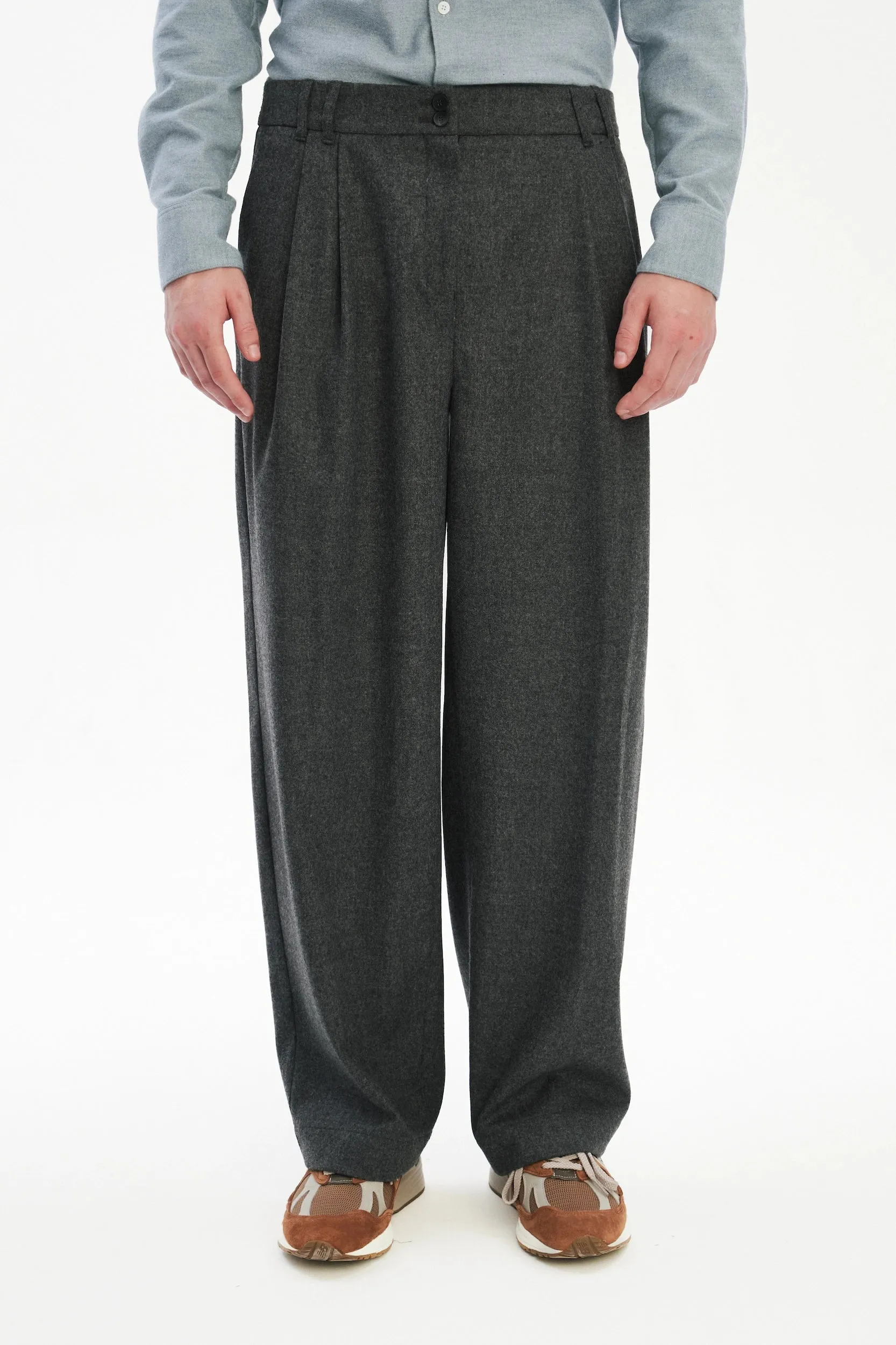 Utrecht Trousers in the Finest Grey Virgin Wool sold by Delikatessen