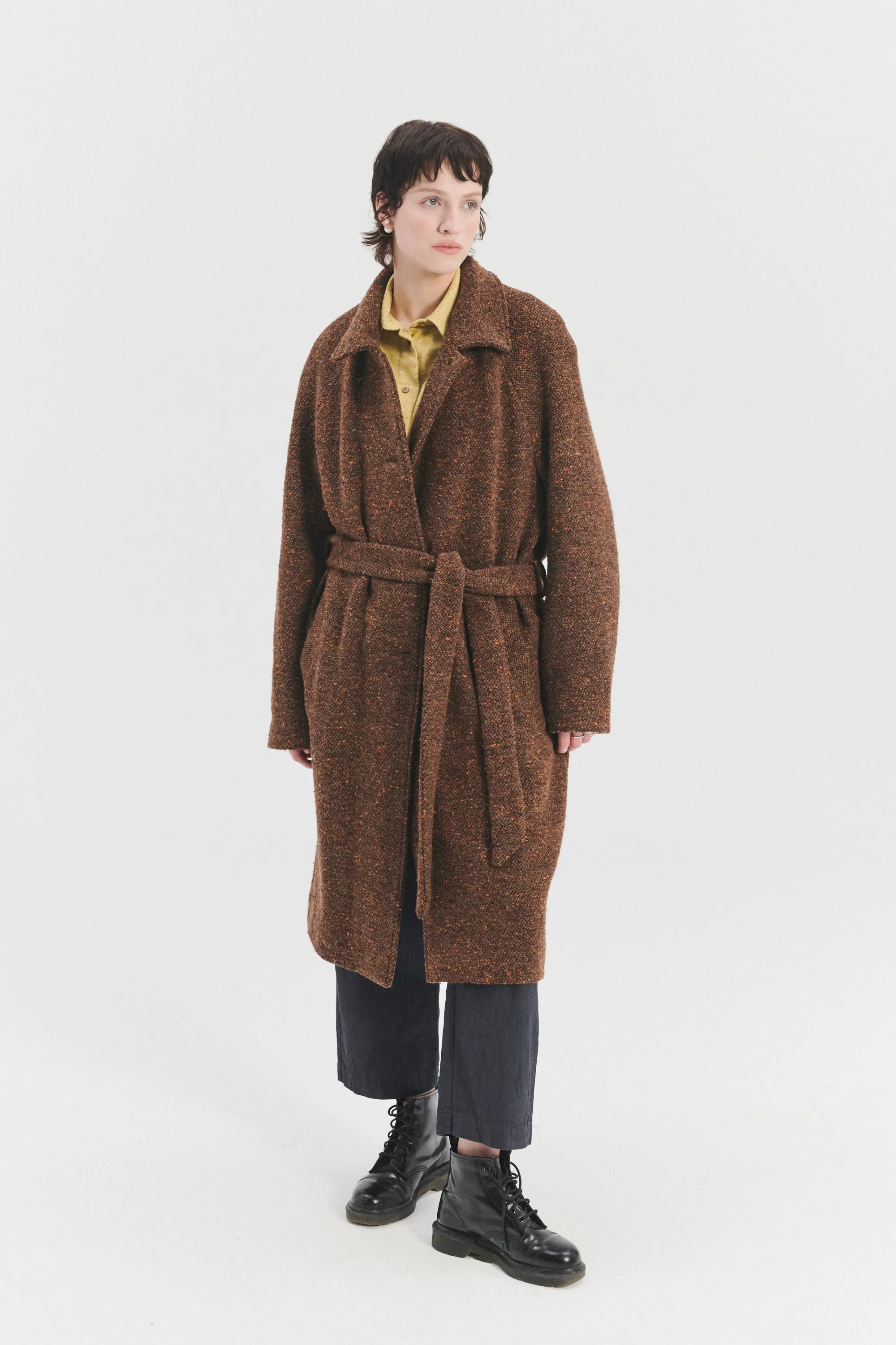 Raglan Coat in a Brown and Orange Italian Virgin Wool with MEIDA Thermo Insulation sold by Delikatessen product image thumbnail 3