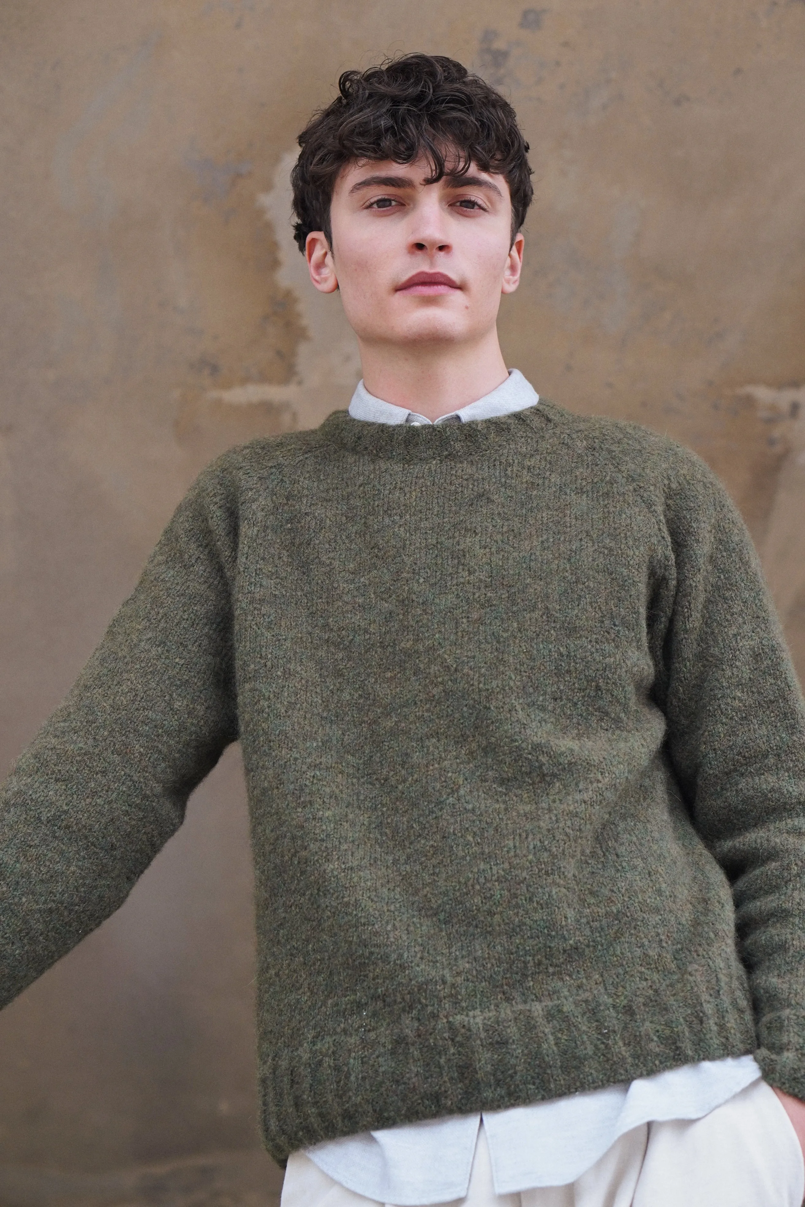 Crewneck Sweater in a Green Brushed Sustainable Alpaca Wool - Sample sold by Delikatessen product image thumbnail 5