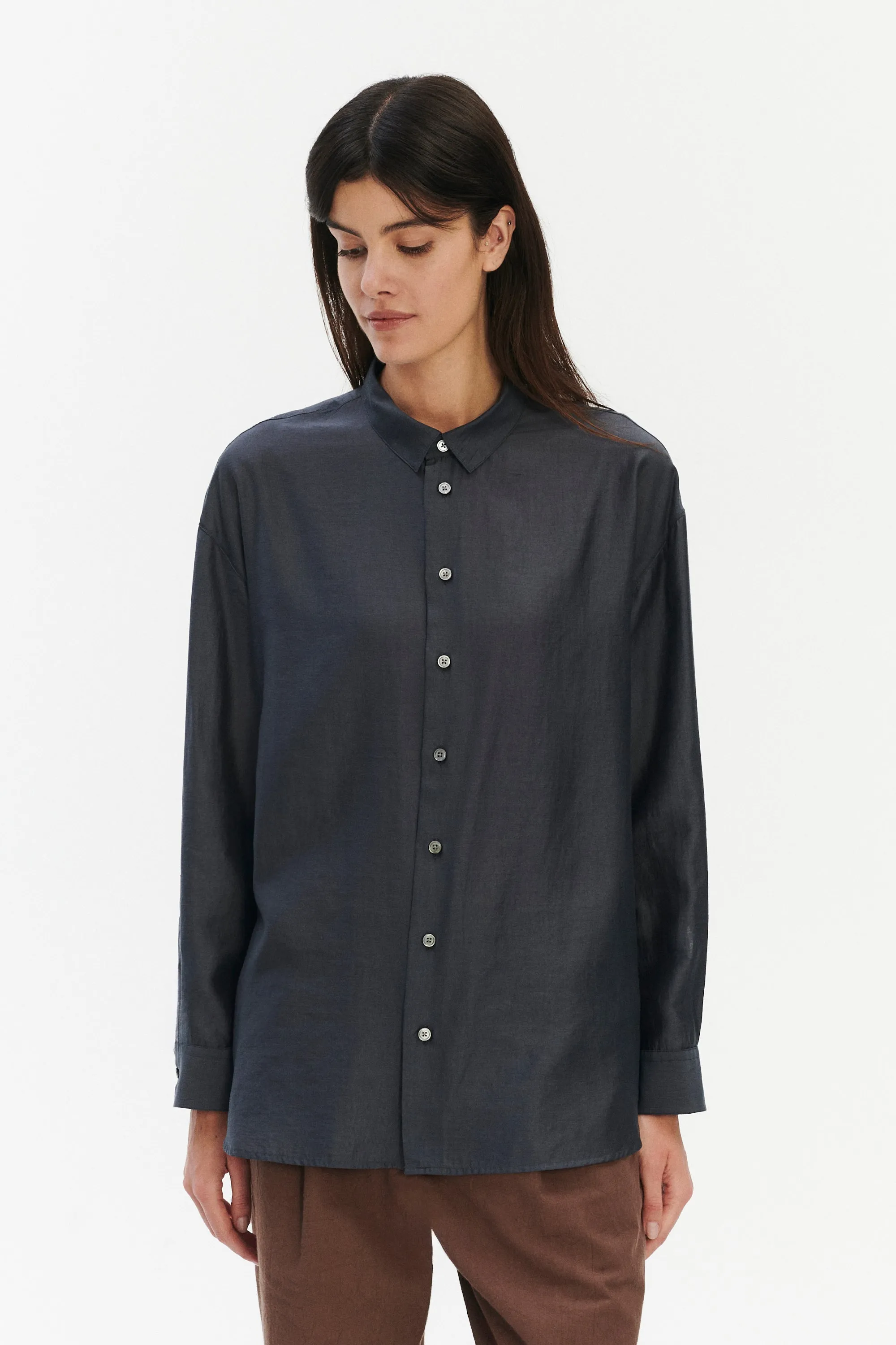 Oversized Arnhem Shirt in a Dark Grey Silky Japanese Blend of Lyocell sold by Delikatessen product image thumbnail 2