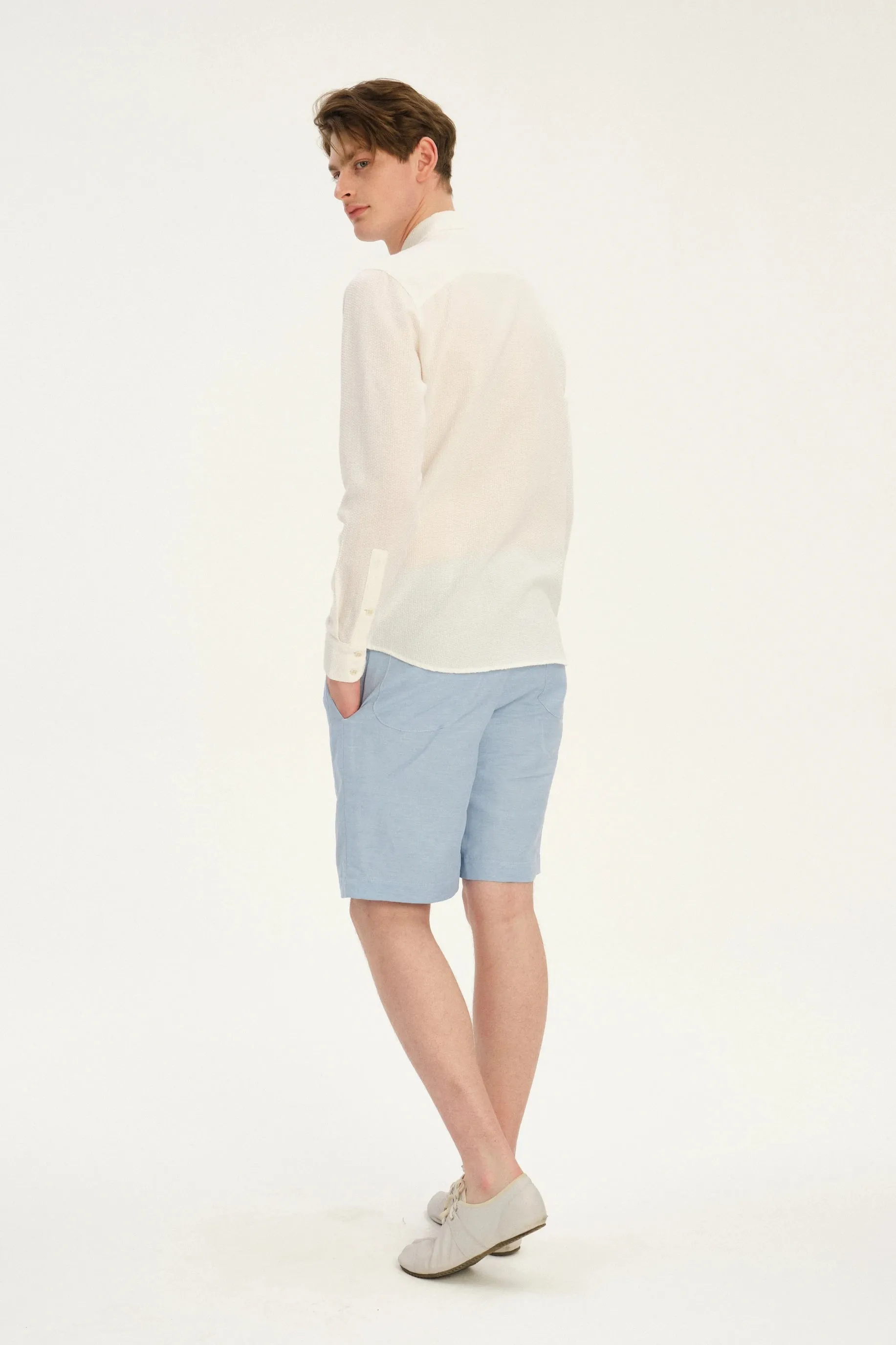 Feel Good Shirt in a White Airy and Structural Portuguese Cotton sold by Delikatessen product image thumbnail 3