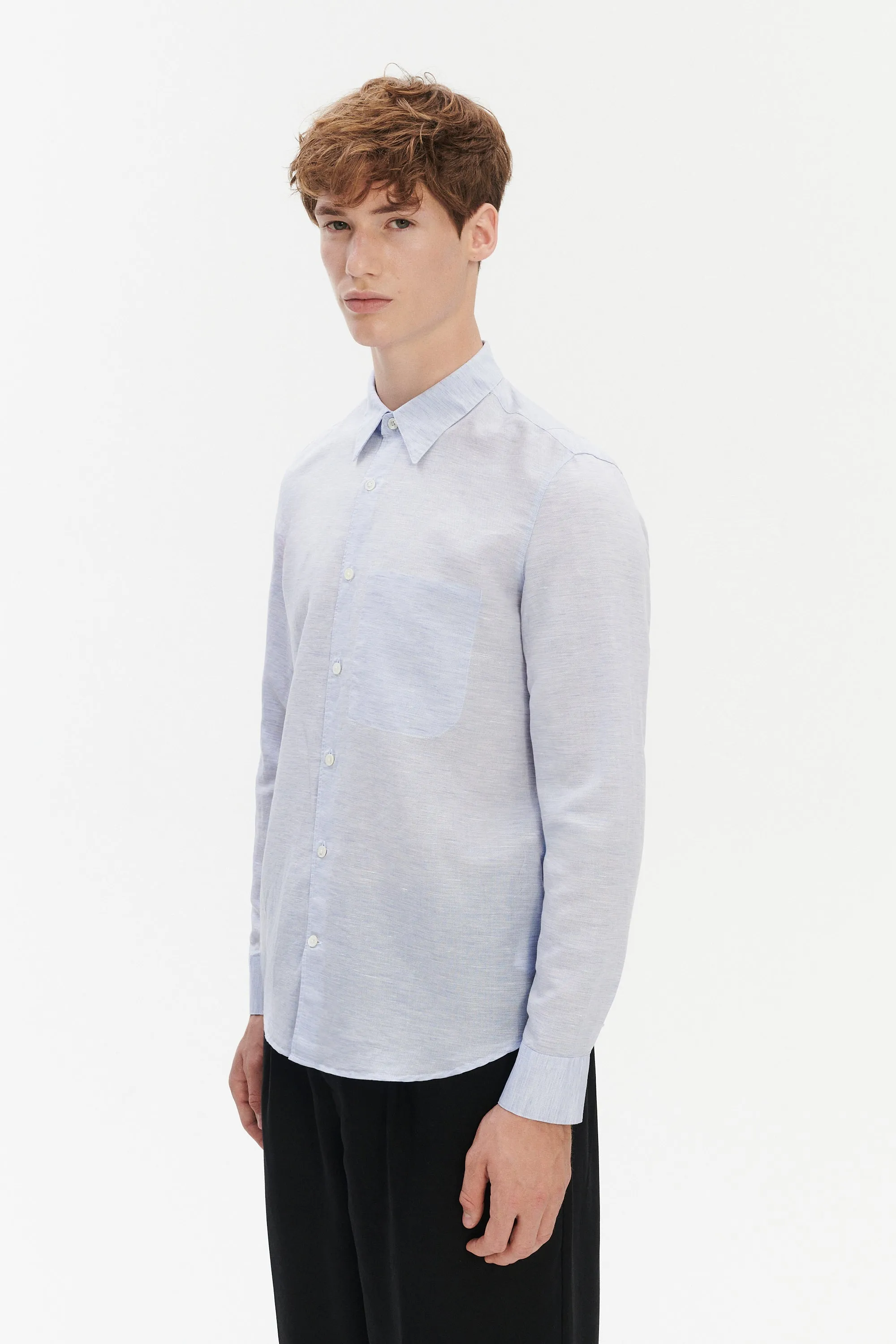 Feel Good Shirt in a Light Blue Italian Blend of Cotton and Linen sold by Delikatessen product image thumbnail 5