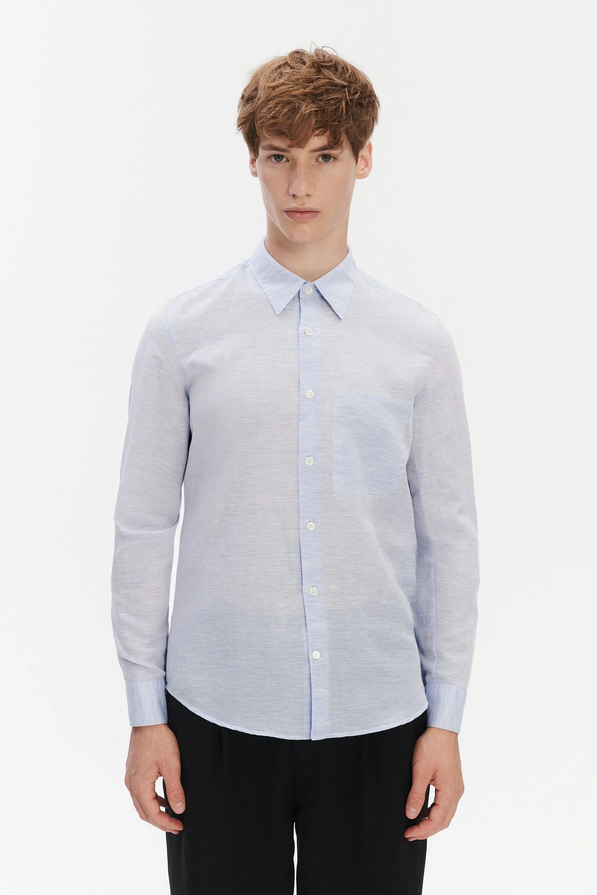 Feel Good Shirt in a Light Blue Italian Blend of Cotton and Linen sold by Delikatessen product image thumbnail 2
