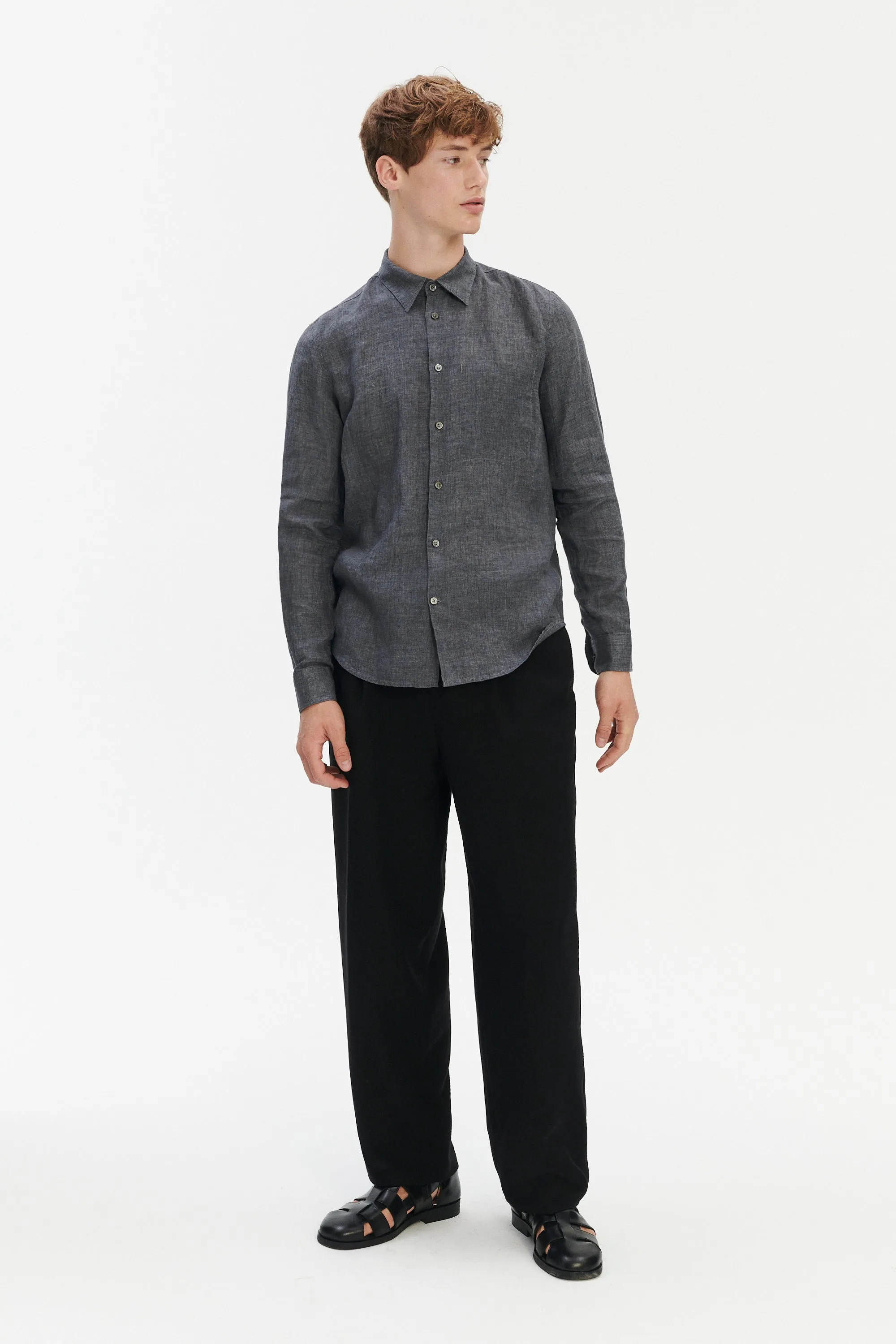 Feel Good Shirt in a Dark Grey Pure Italian Linen sold by Delikatessen product image thumbnail 3
