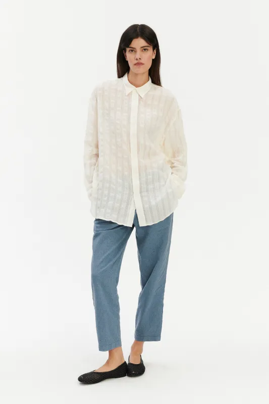 Borrowed Oversized Delta Shirt in a Cream White Airy Portuguese Cotton and Linen made by Delikatessen