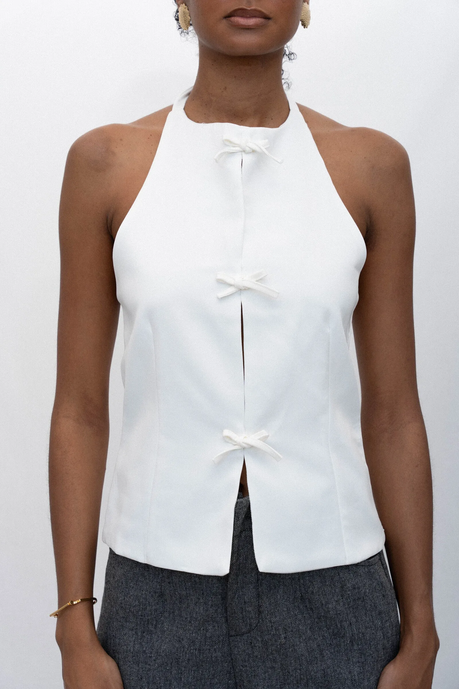 FINAL SALE | PEARLA BOW HALTER sold by Beaulares product image thumbnail 2