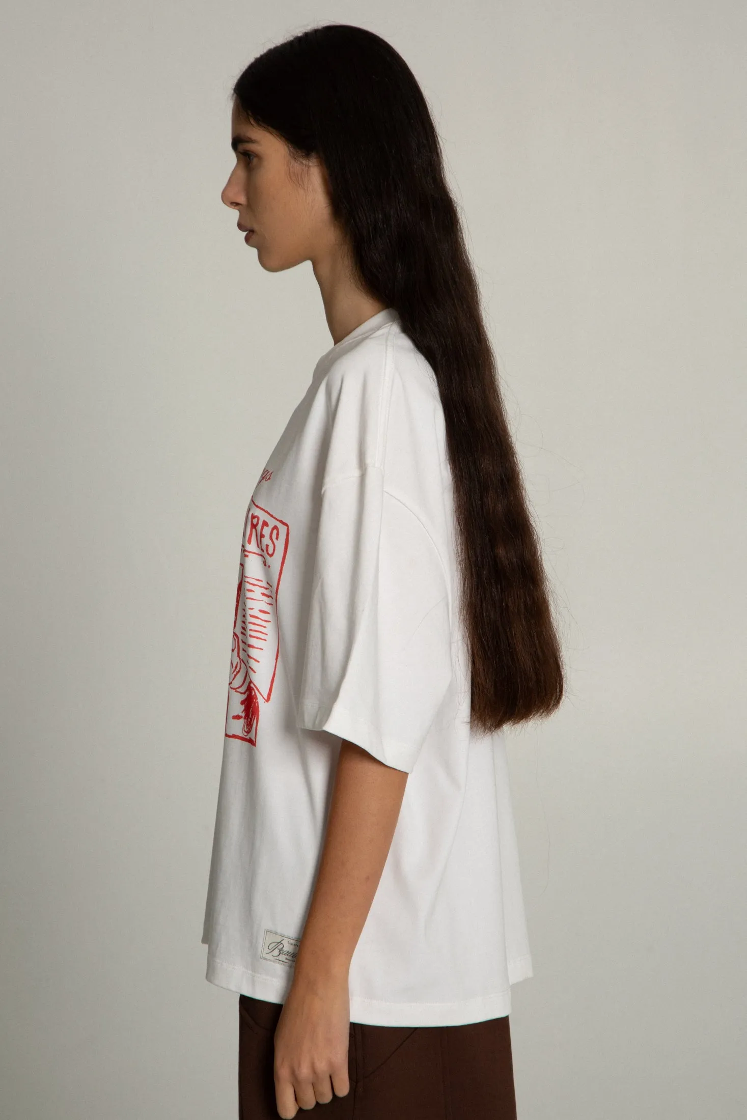 FINAL SALE | HEADLINE HAND DRAWN T-SHIRT sold by Beaulares product image thumbnail 4