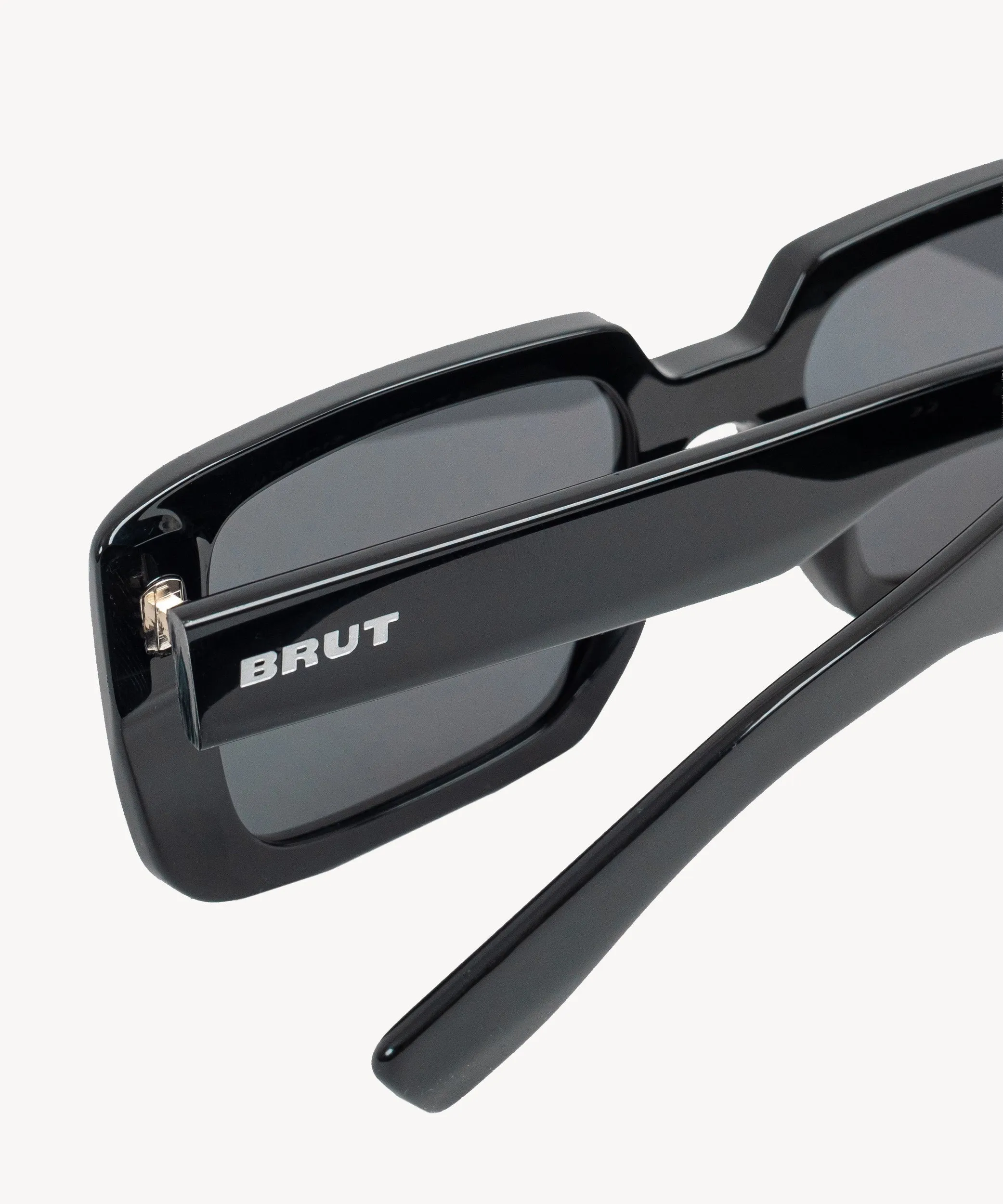 THE CRUISER SUNGLASSES sold by Brut product image thumbnail 4