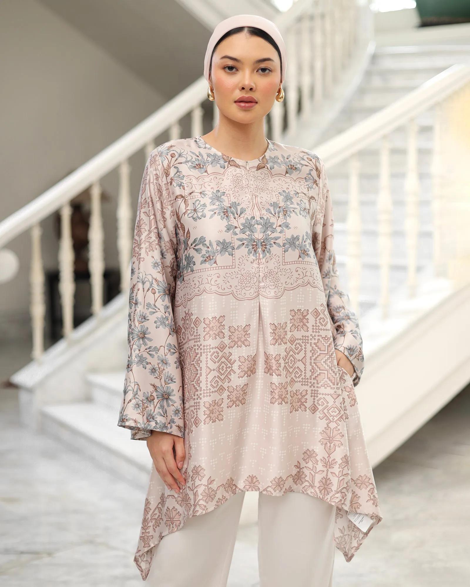 FATIMIA SET TUNIC sold by Geulis