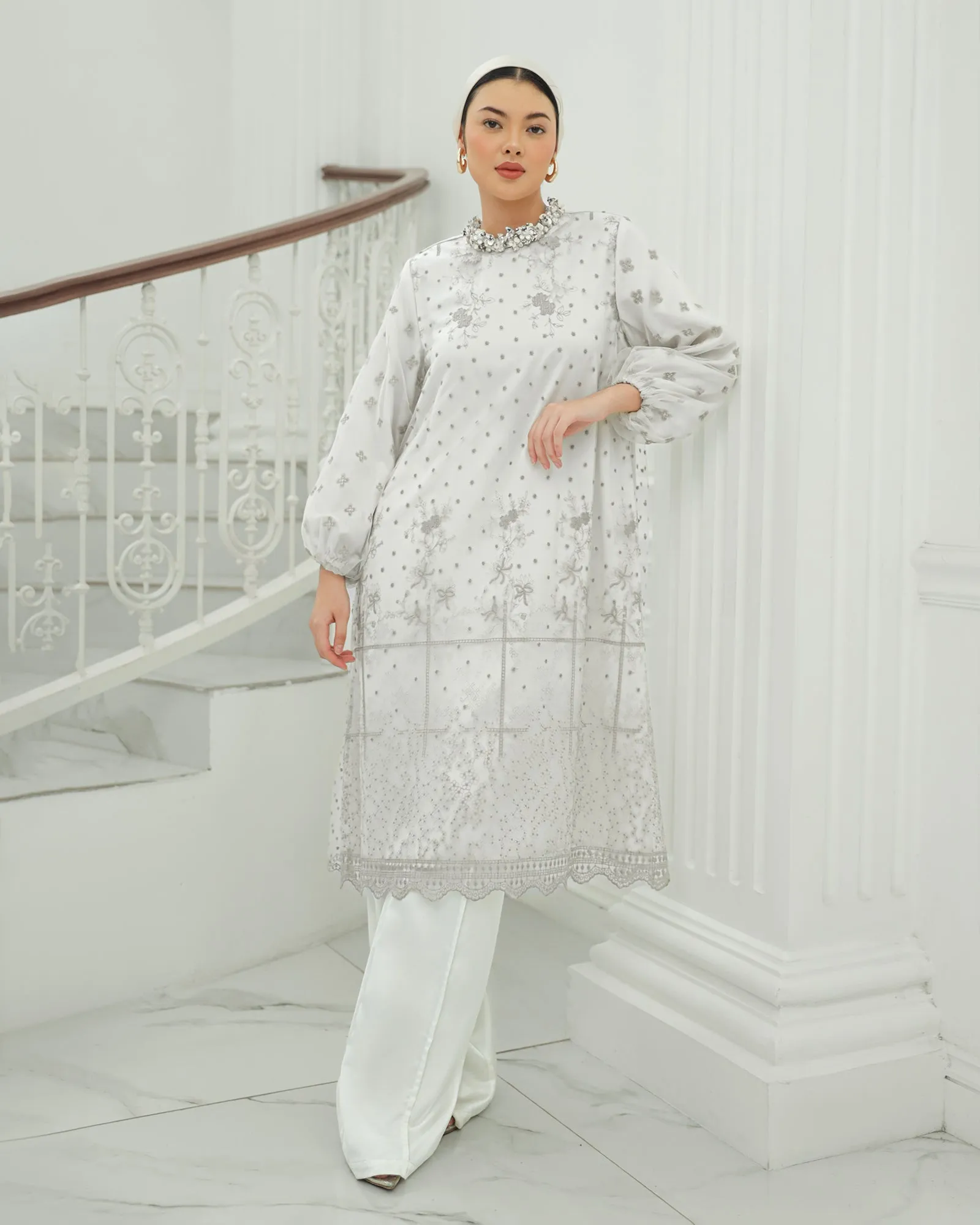 NAZIRA TUNIC sold by Geulis product image thumbnail 2